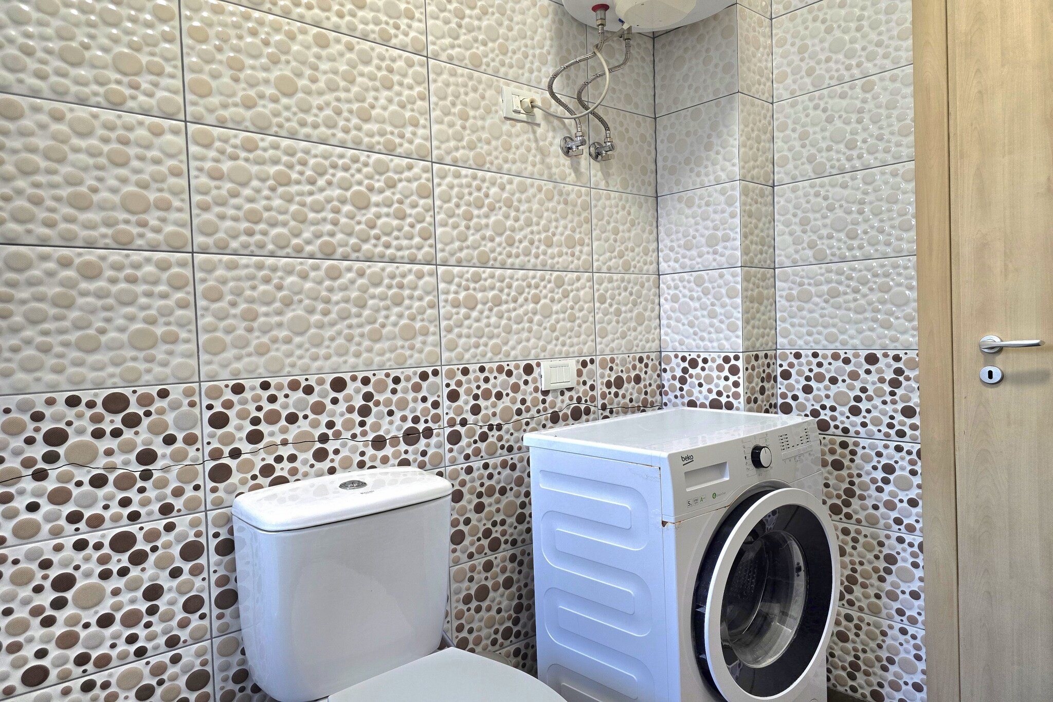 ALD244 - Siruan L.2 1+1-Badkamer