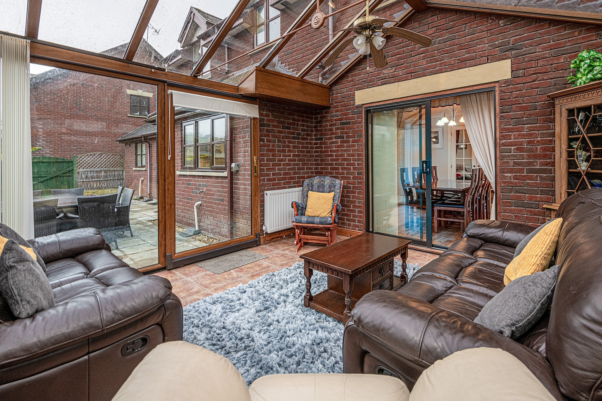 The Beeches-Woonkamer