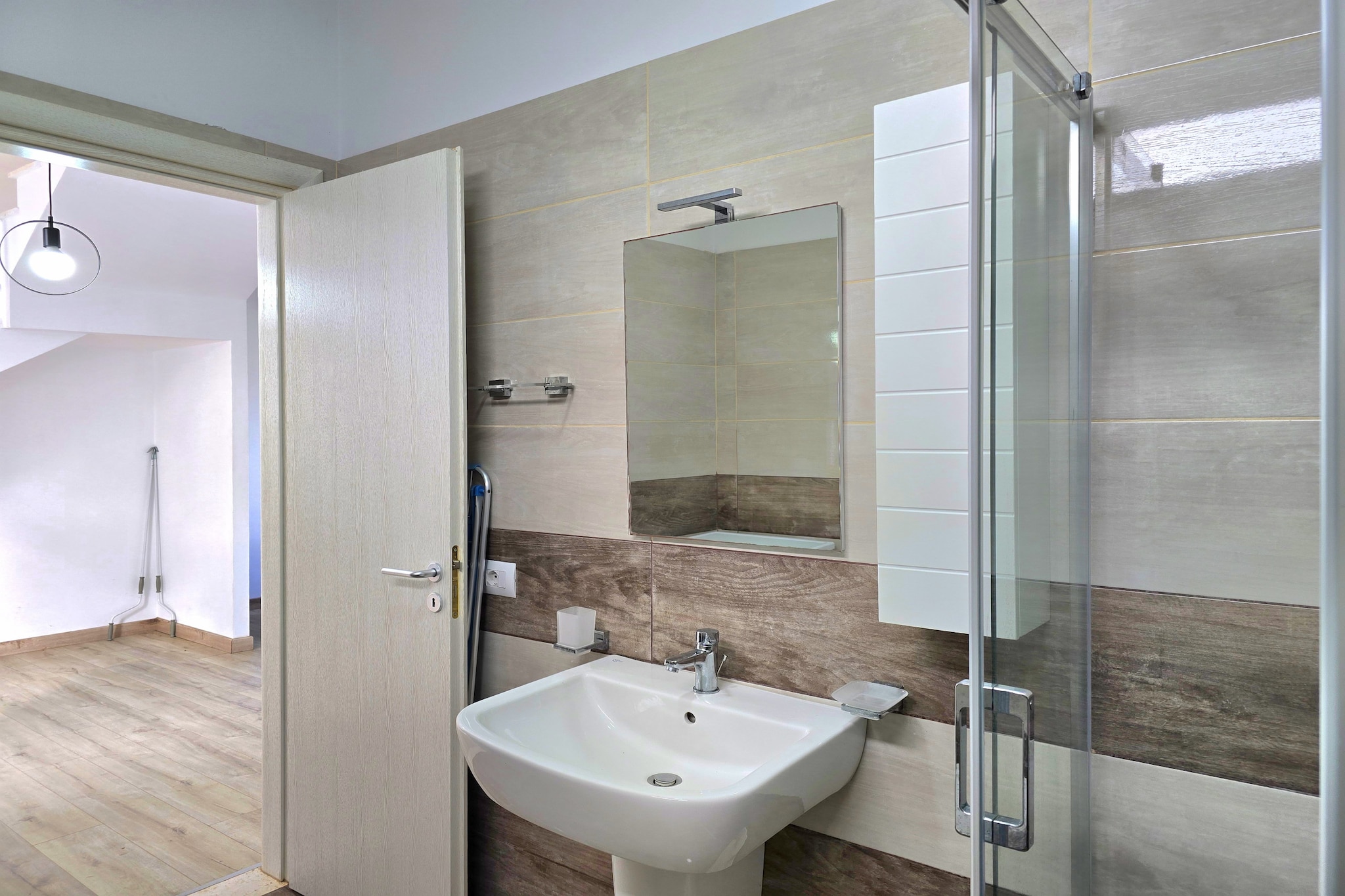 ALD245 - Siruan V.5-Bathroom