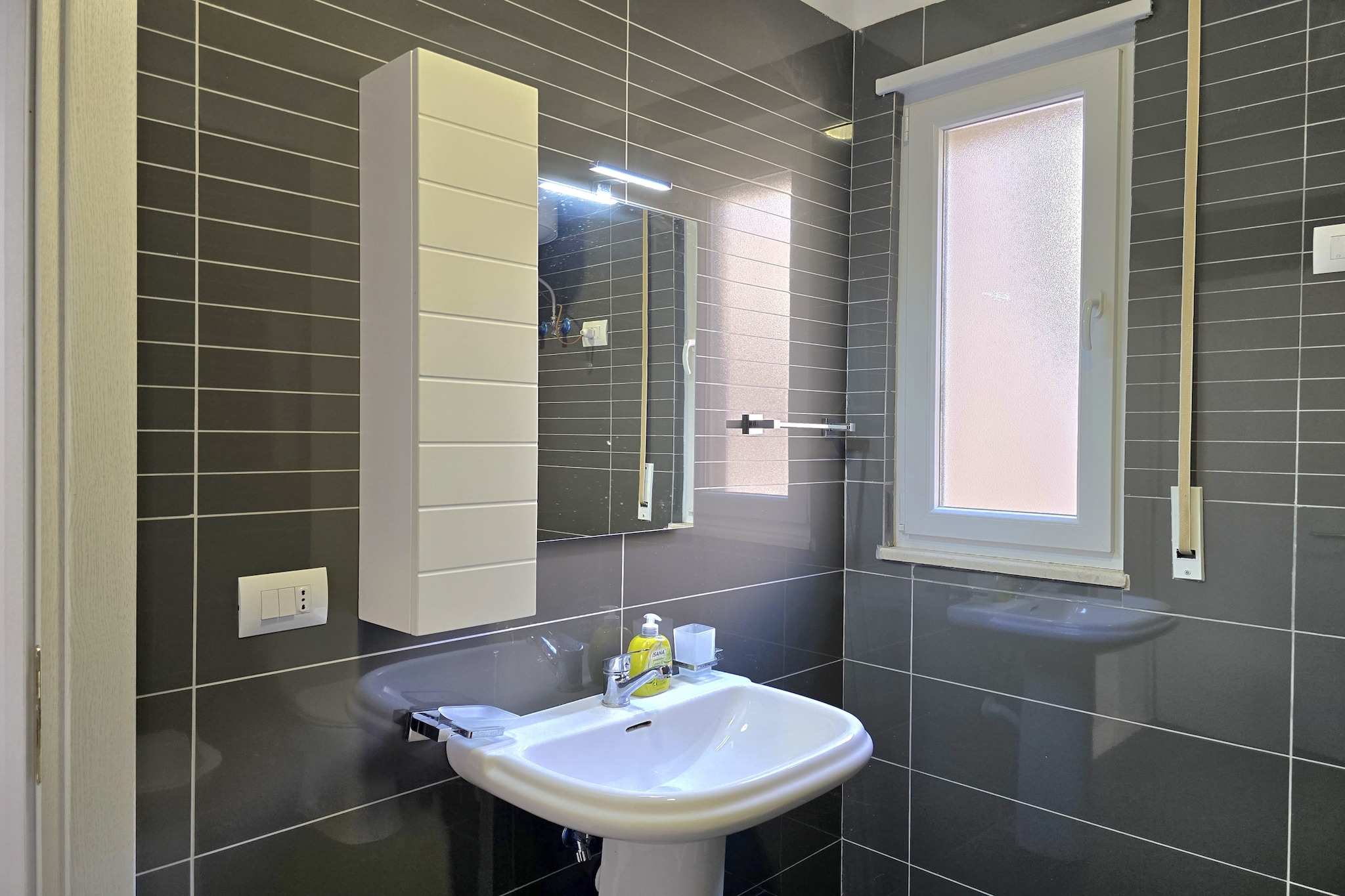 ALD255 - Siruan V.Lura 3-Bathroom
