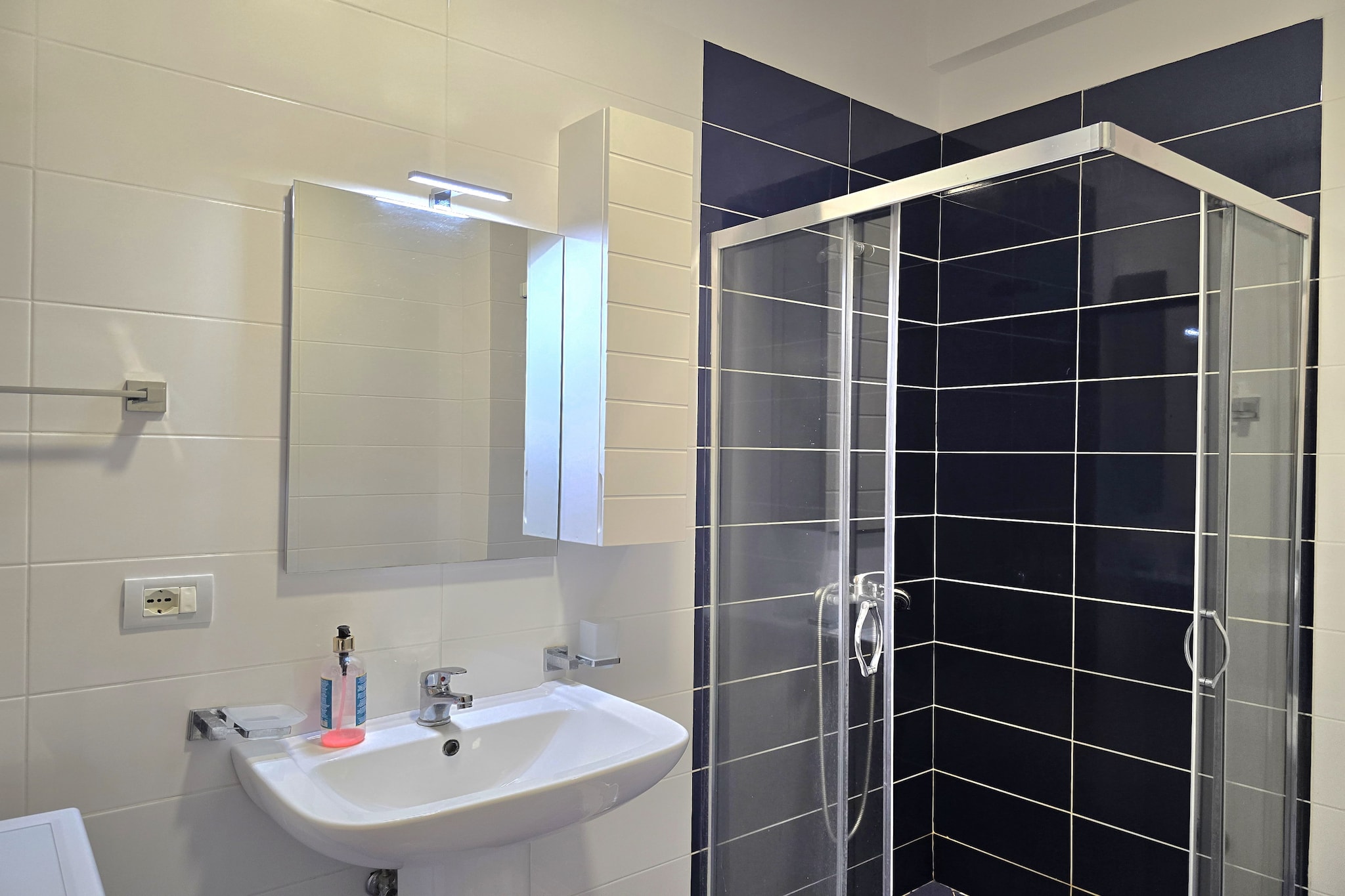 ALD257 - Siruan L.3-Bathroom