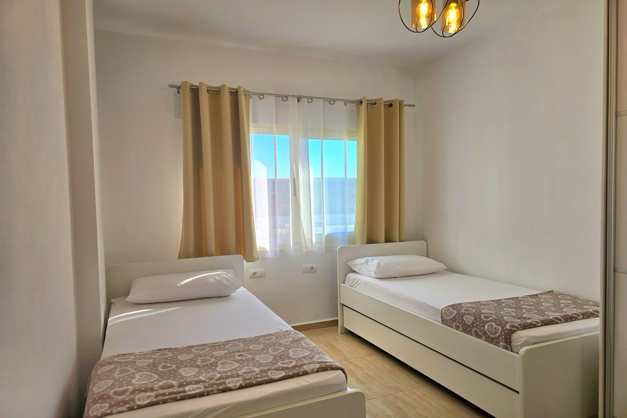 ALD143 - Ejupi-Bedroom