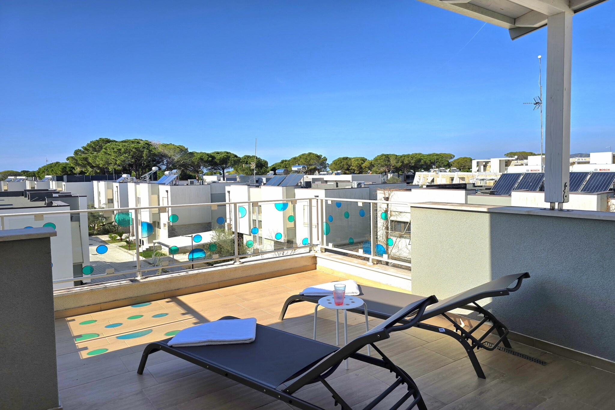 ALD272 - Remzi Sopi-Terrasbalkon