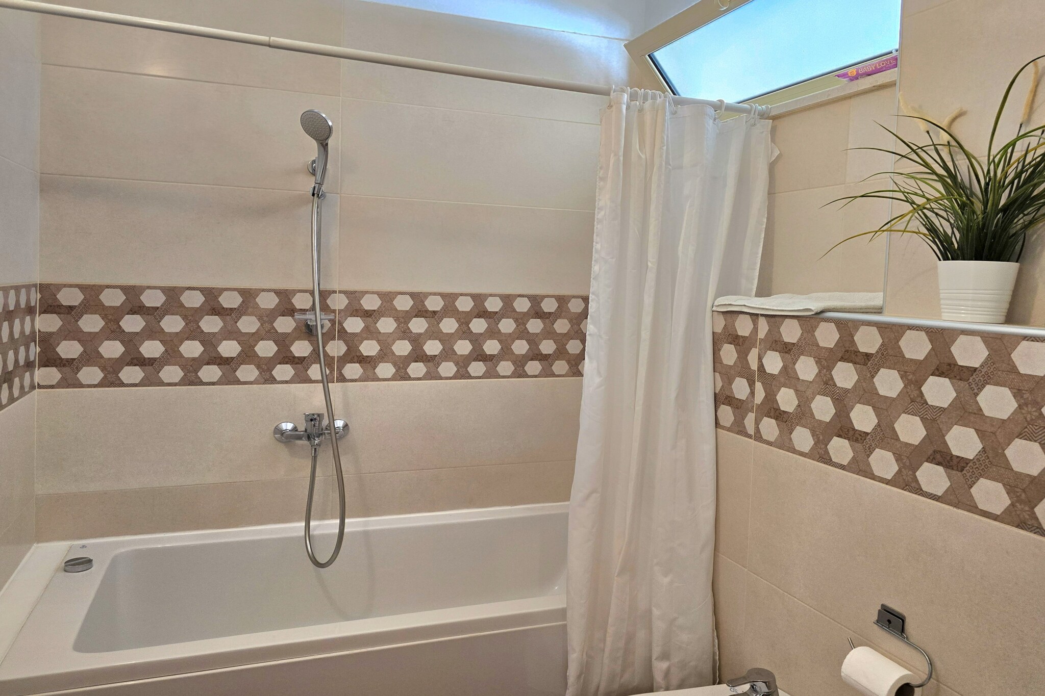 ALD272 - Remzi Sopi-Badkamer