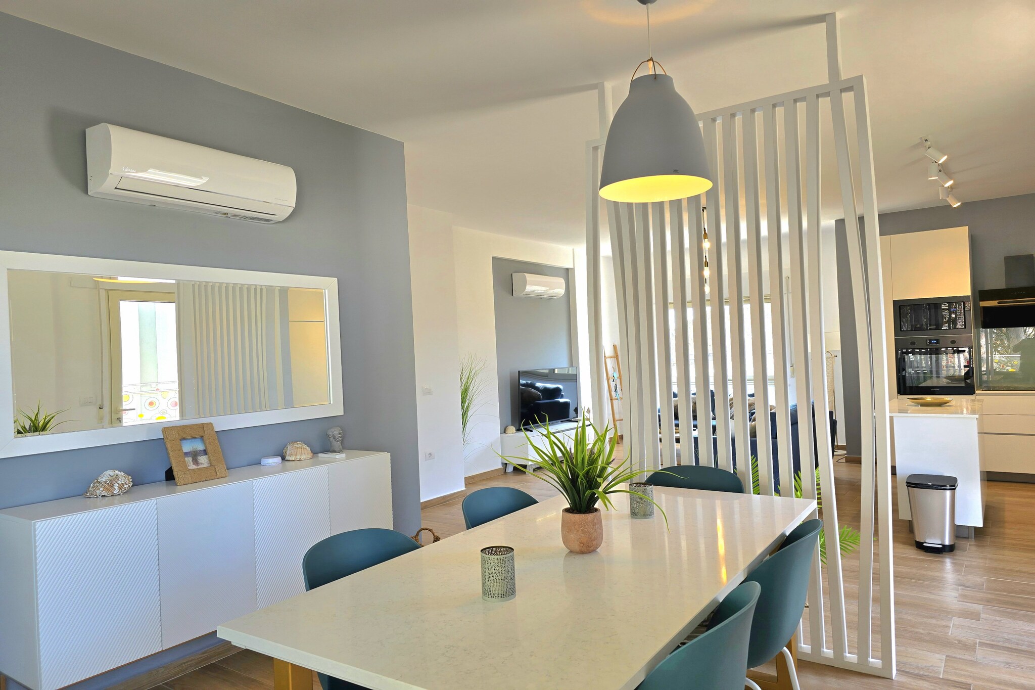 ALD217 - Radim-Dining room