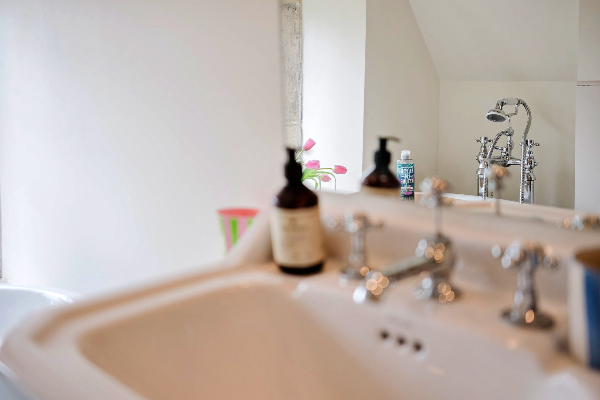 Courtside Cottage-Badkamer