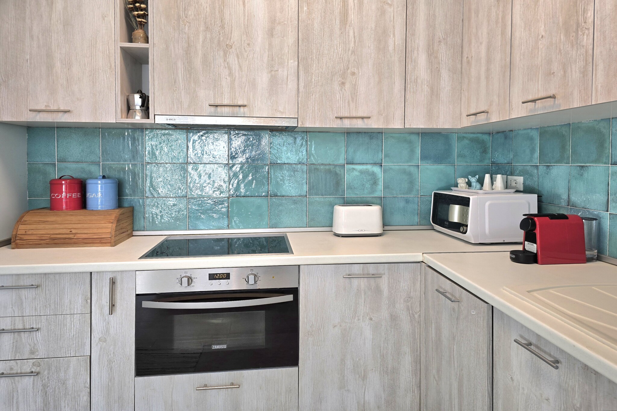 ALD127 - Albani-Kitchen
