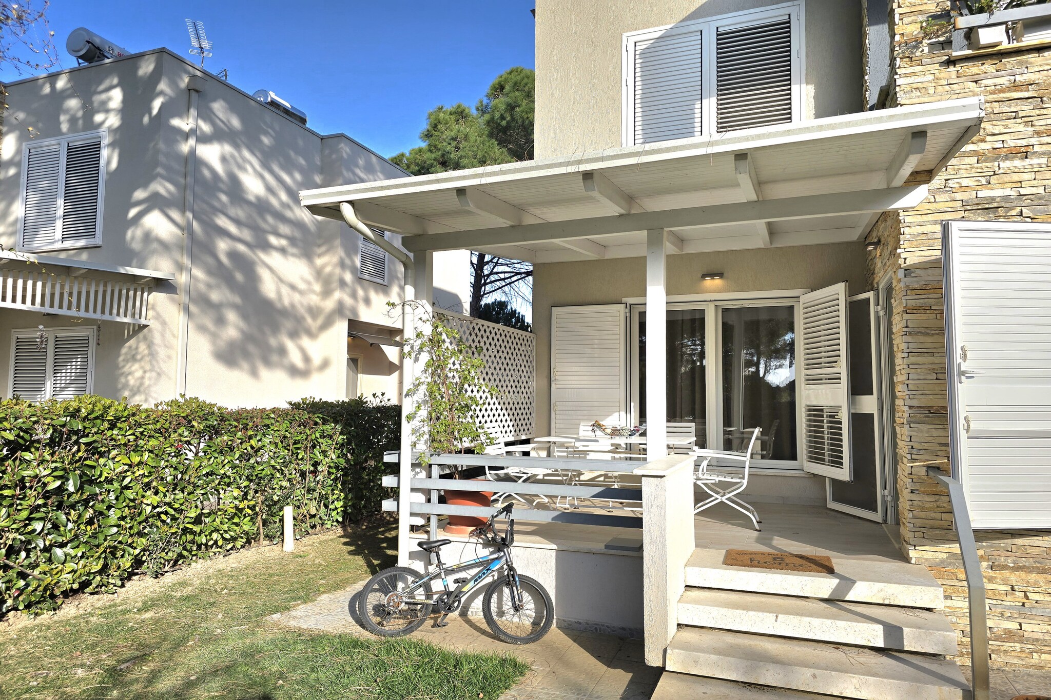 ALD127 - Albani-Outdoor