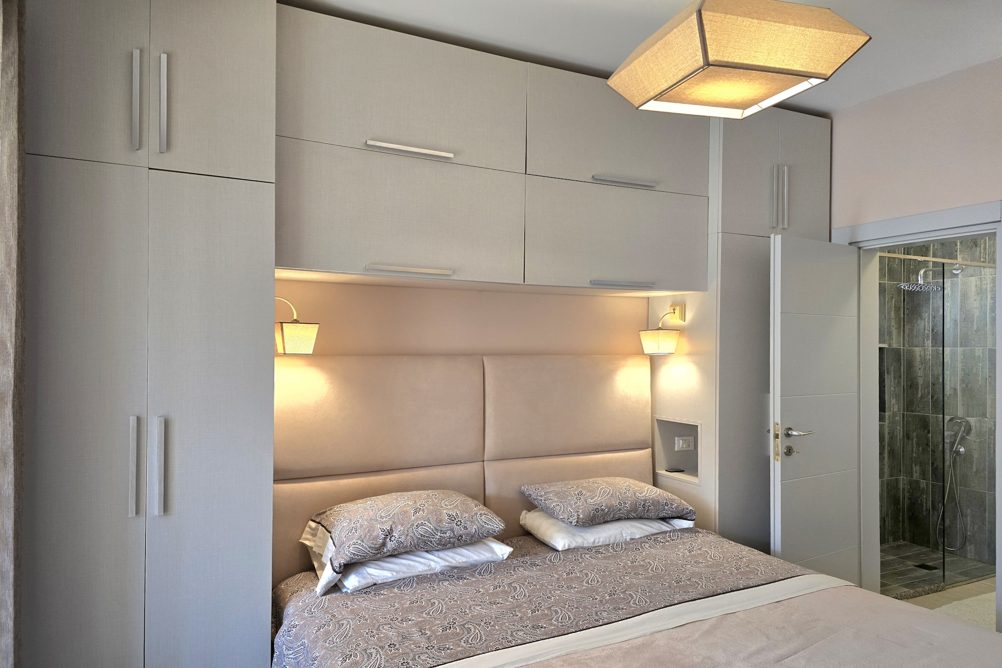 ALD127 - Albani-Bedroom
