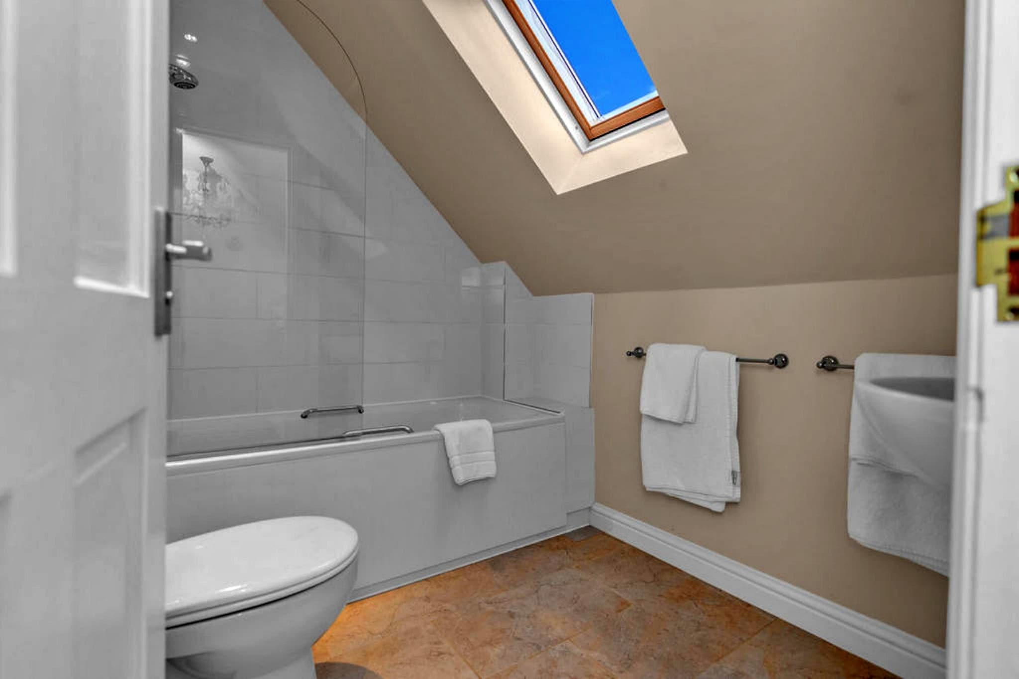 Woodman's Cottage-Badkamer