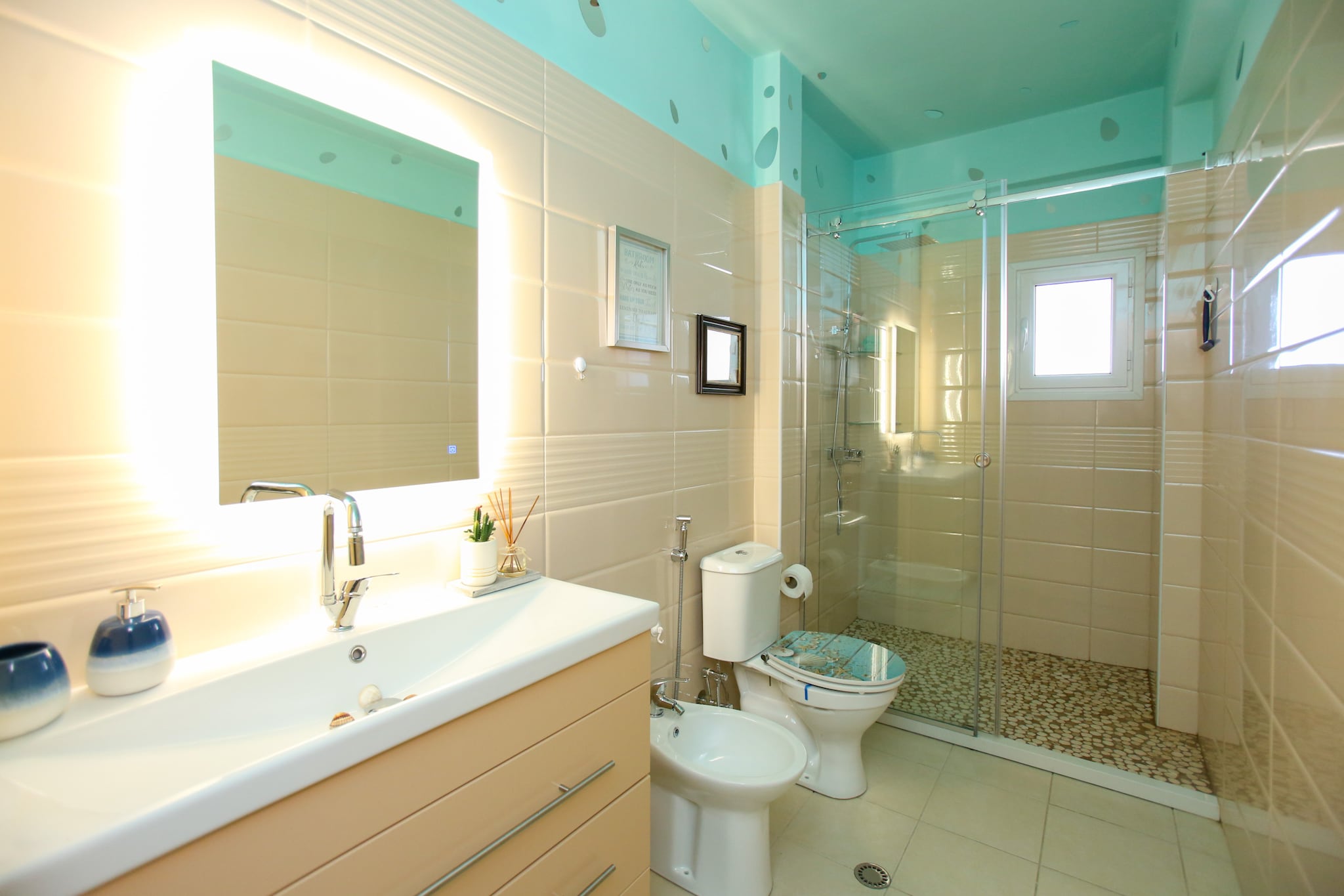 Beach Front Terace-Badezimmer