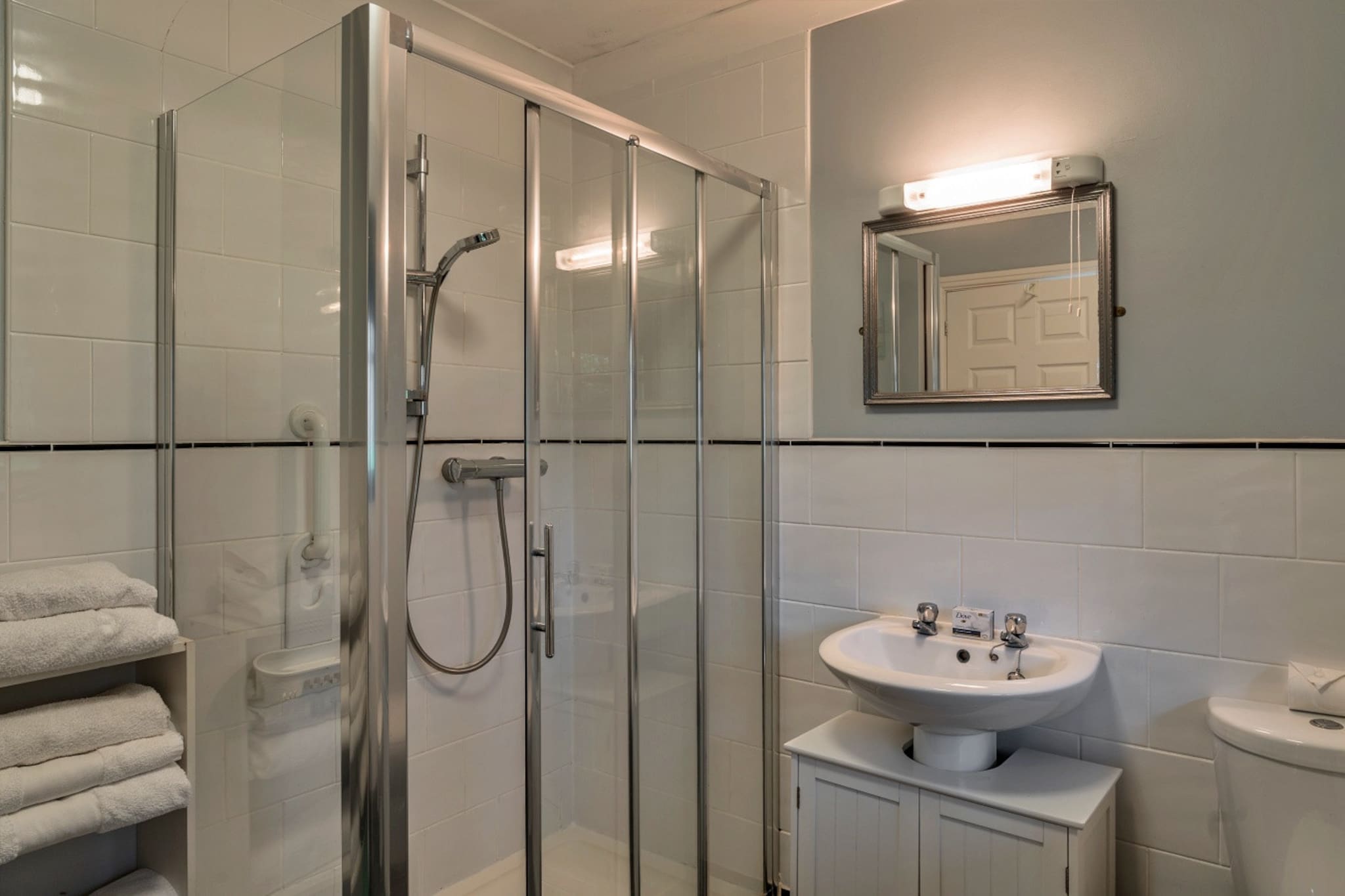 Orchard View-Badkamer