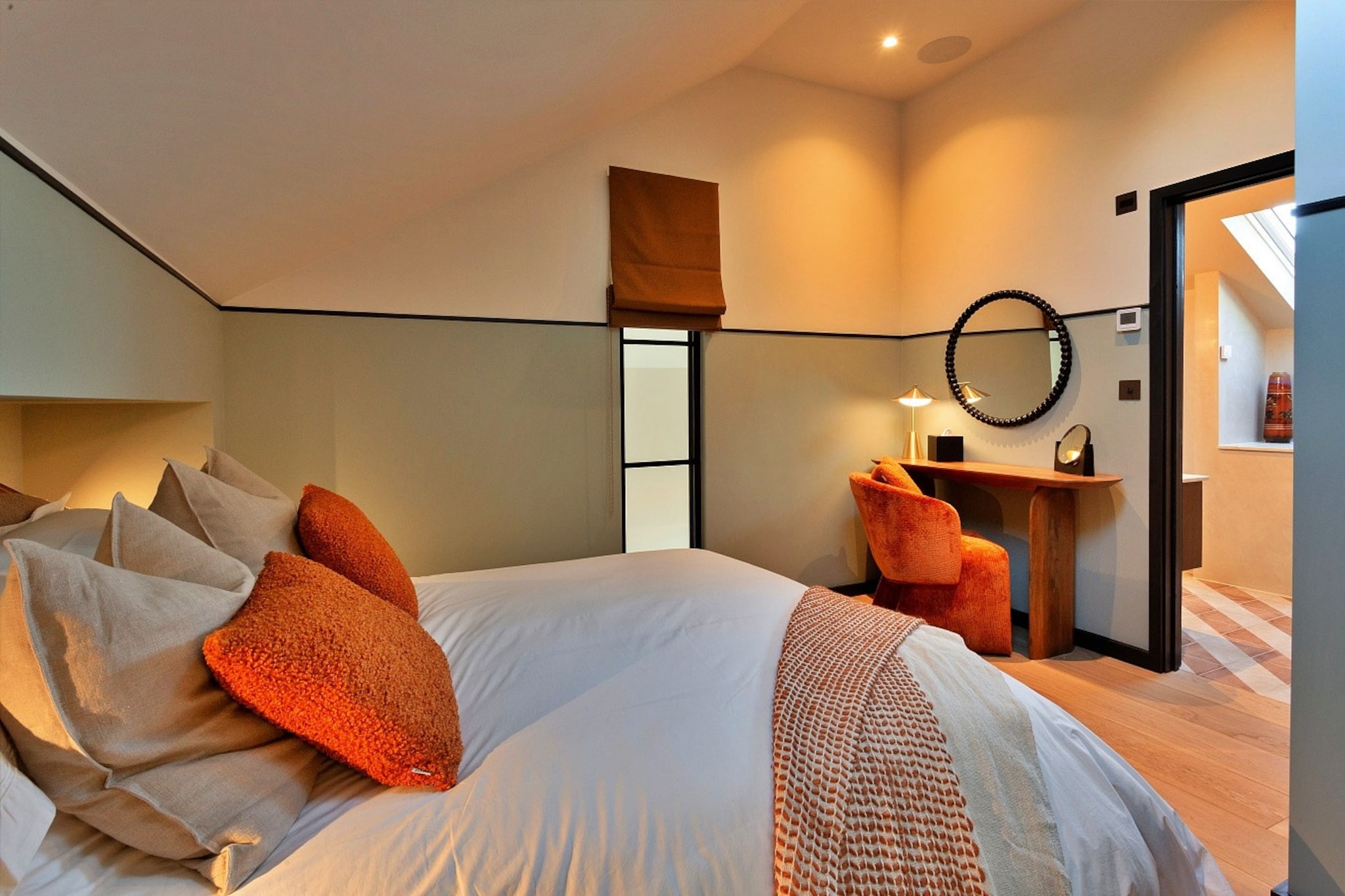 Wesleyan House-Niet-getagd