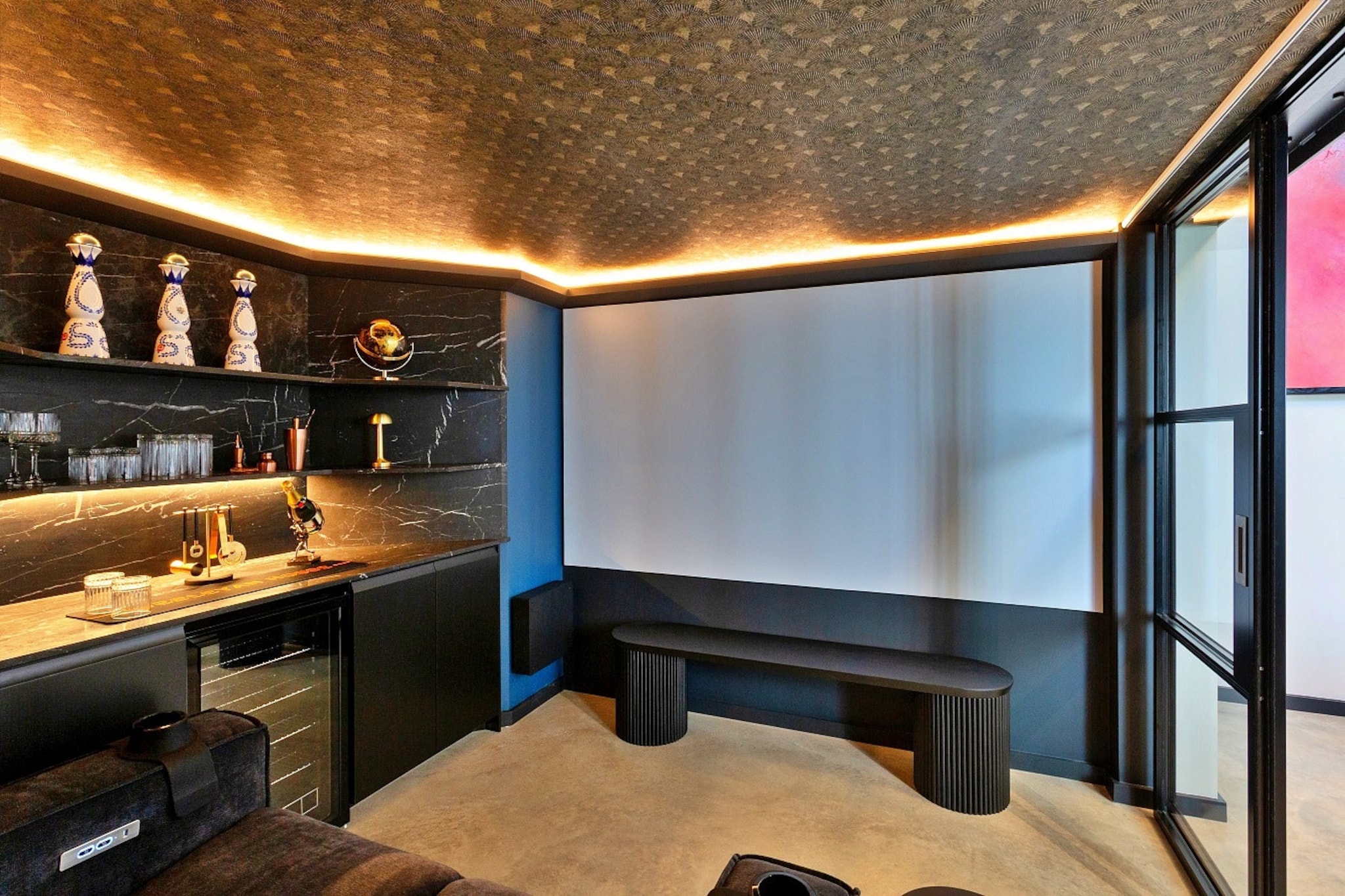 Wesleyan House-Niet-getagd
