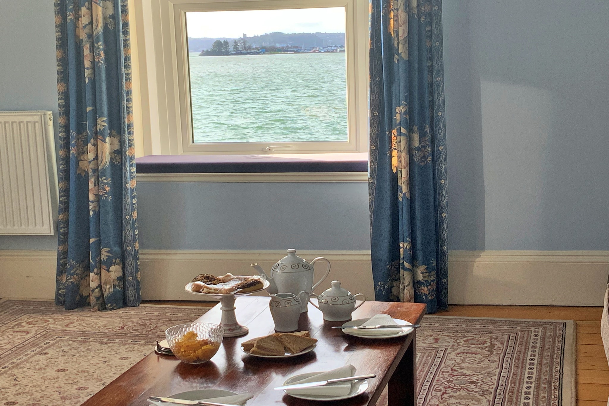 Waters Edge at Gadlys House-Buitenlucht