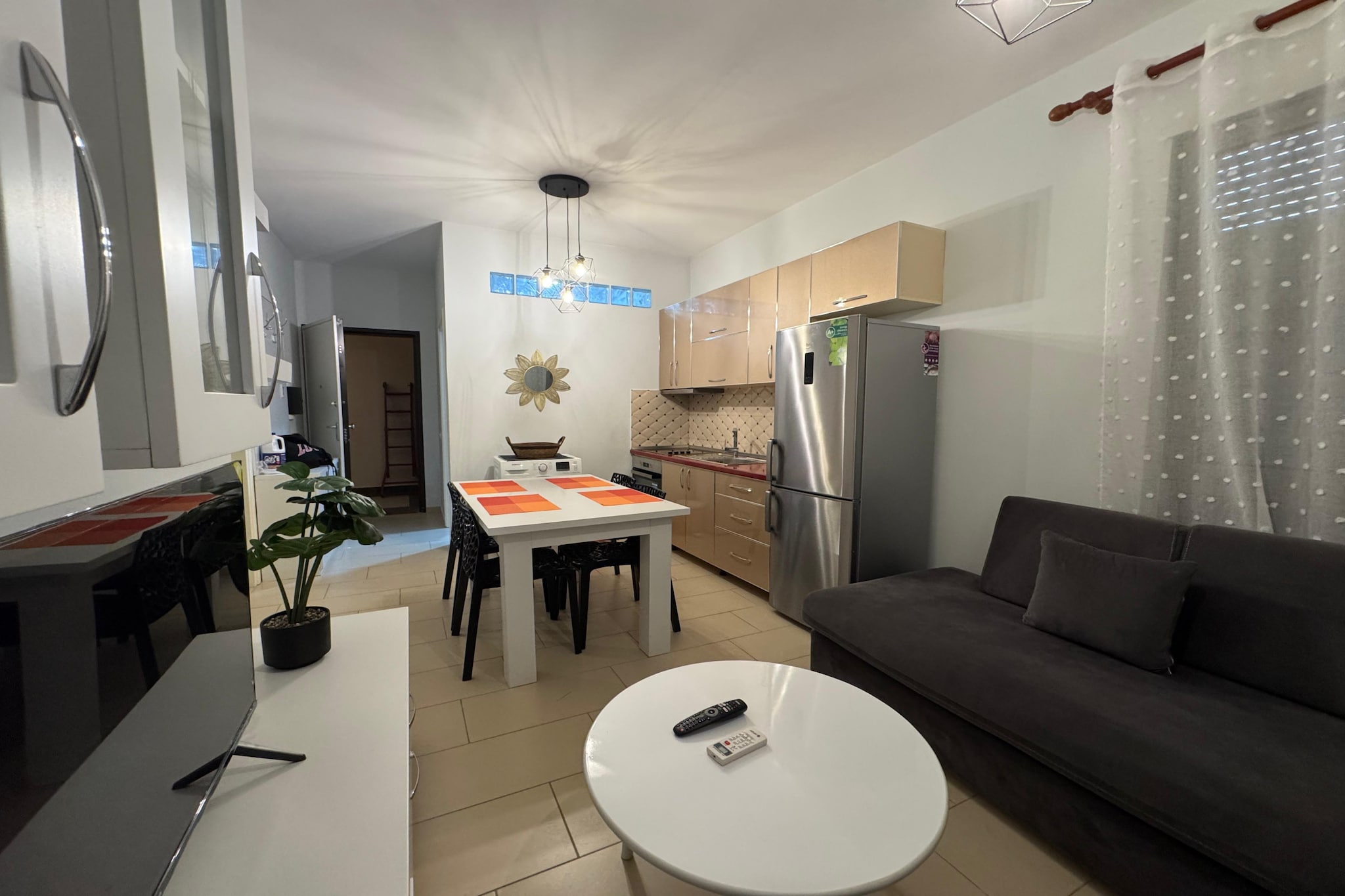 207A,Diamond Two Bedroom Apartment-Woonkamer