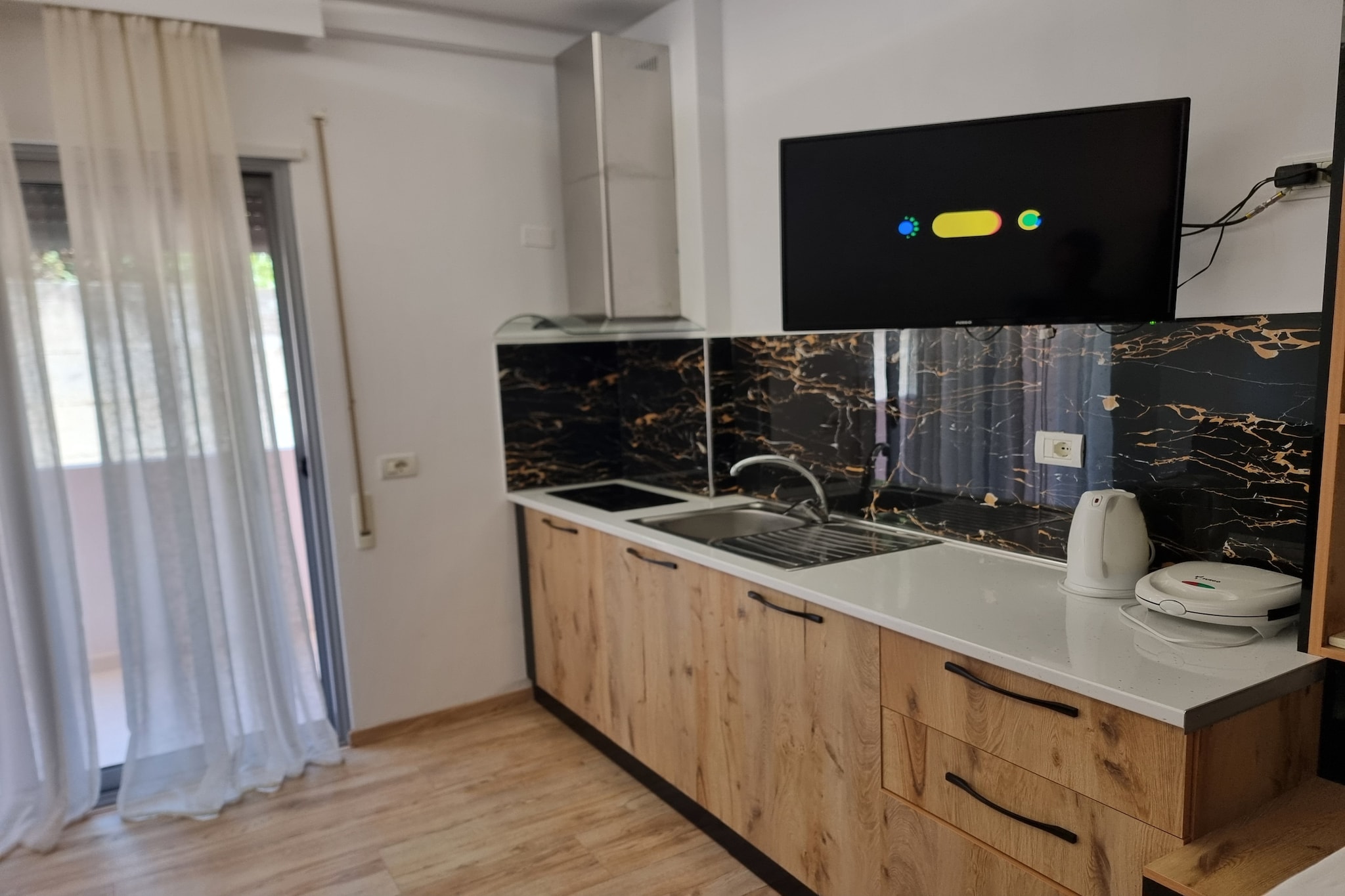 Teo Deluxe Studios - Triple Family Studio-Cuisine