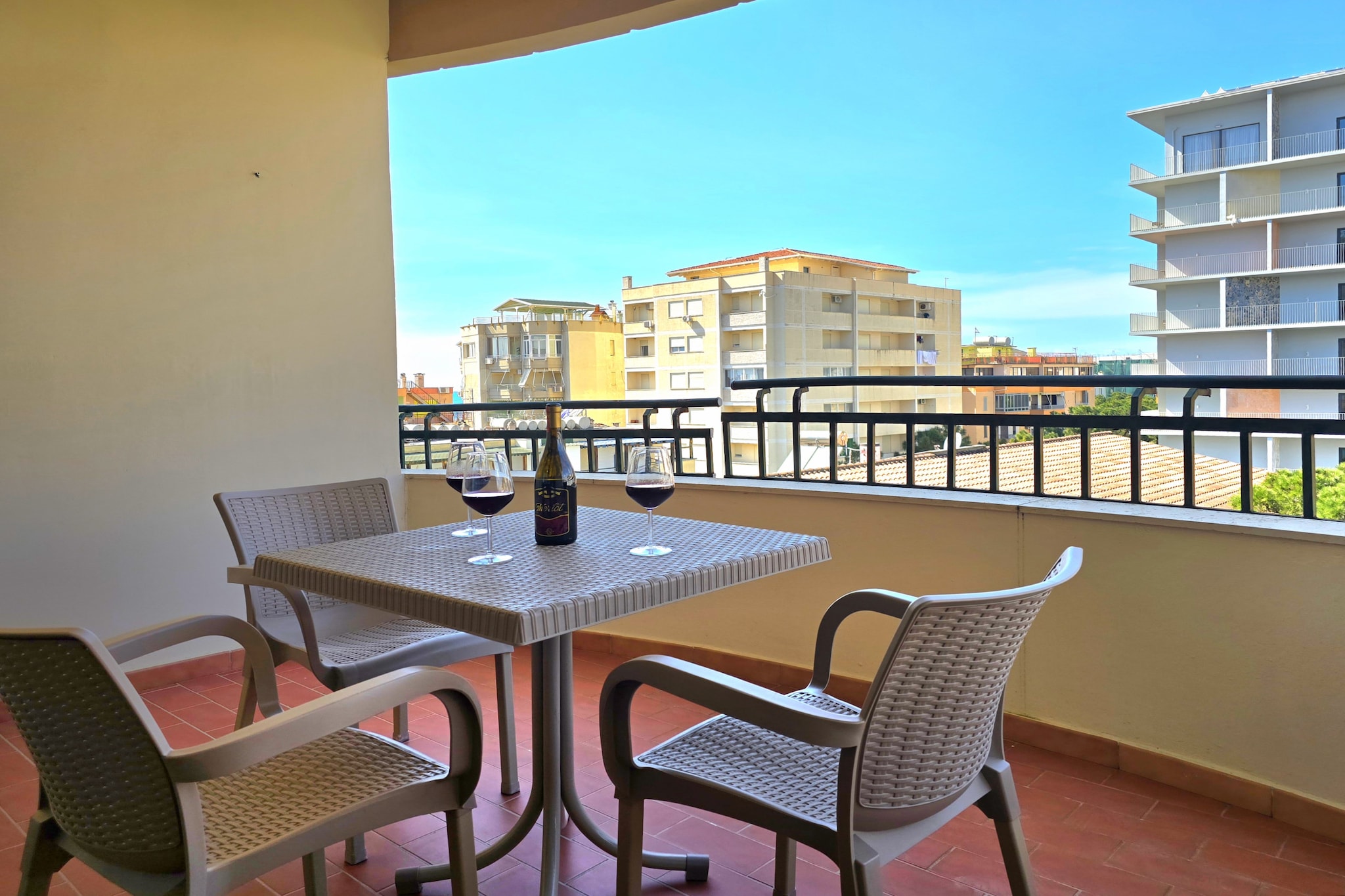 ALD080-XHEVDETI-Terrasbalkon