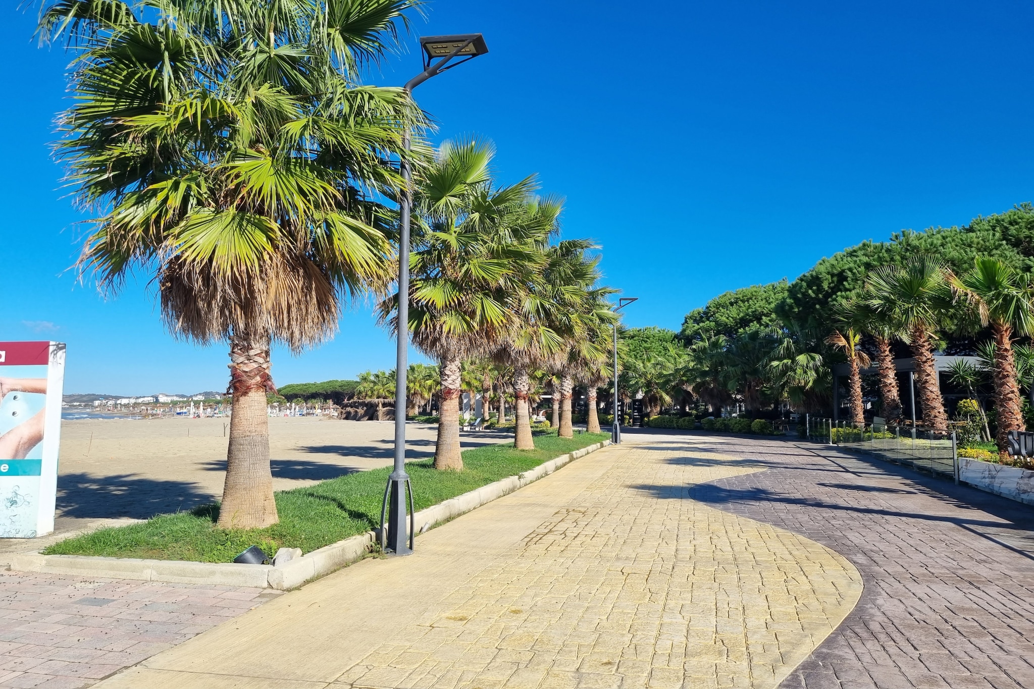 ALD096-Ales Qerret-Gebiete Sommer 1 km