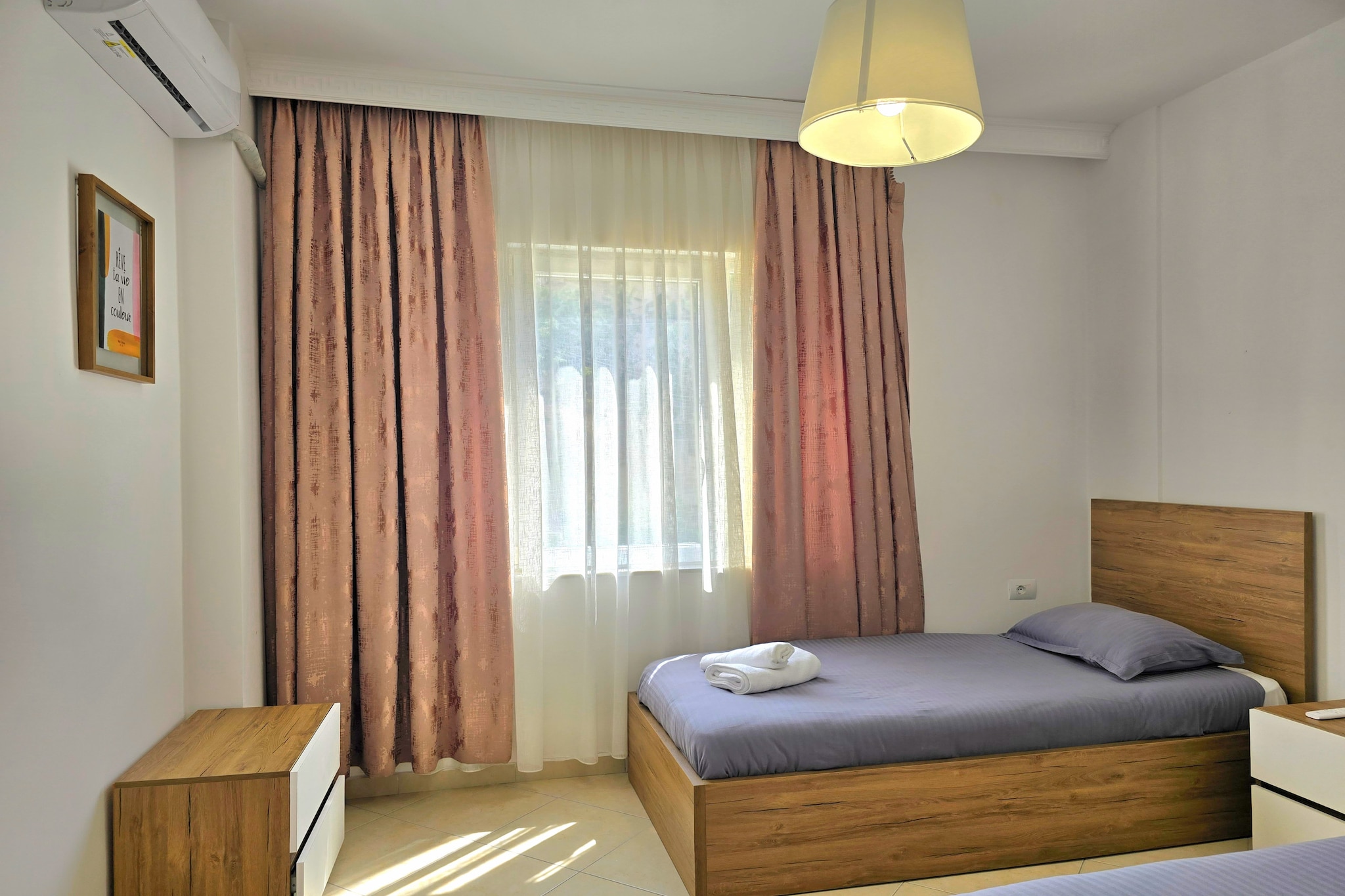ALD096-Ales Qerret-Schlafzimmer