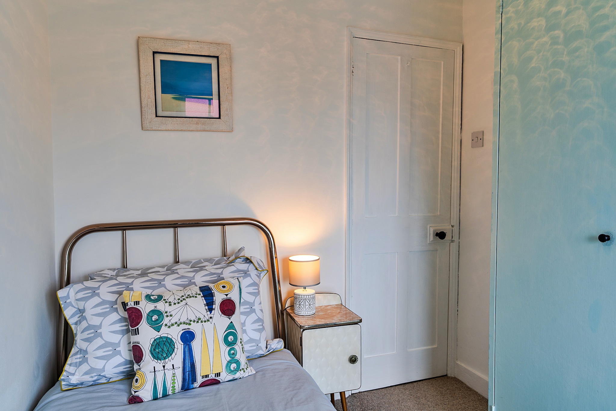 Cosy Mousehole Cottage with Sea Views-Slaapkamer