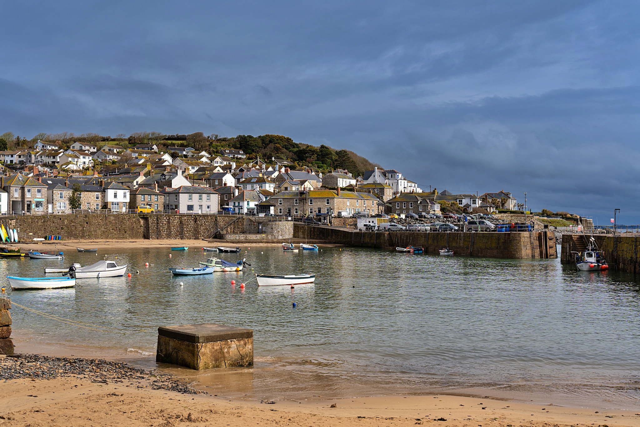 Cosy Mousehole Cottage with Sea Views-Image-tags.resort