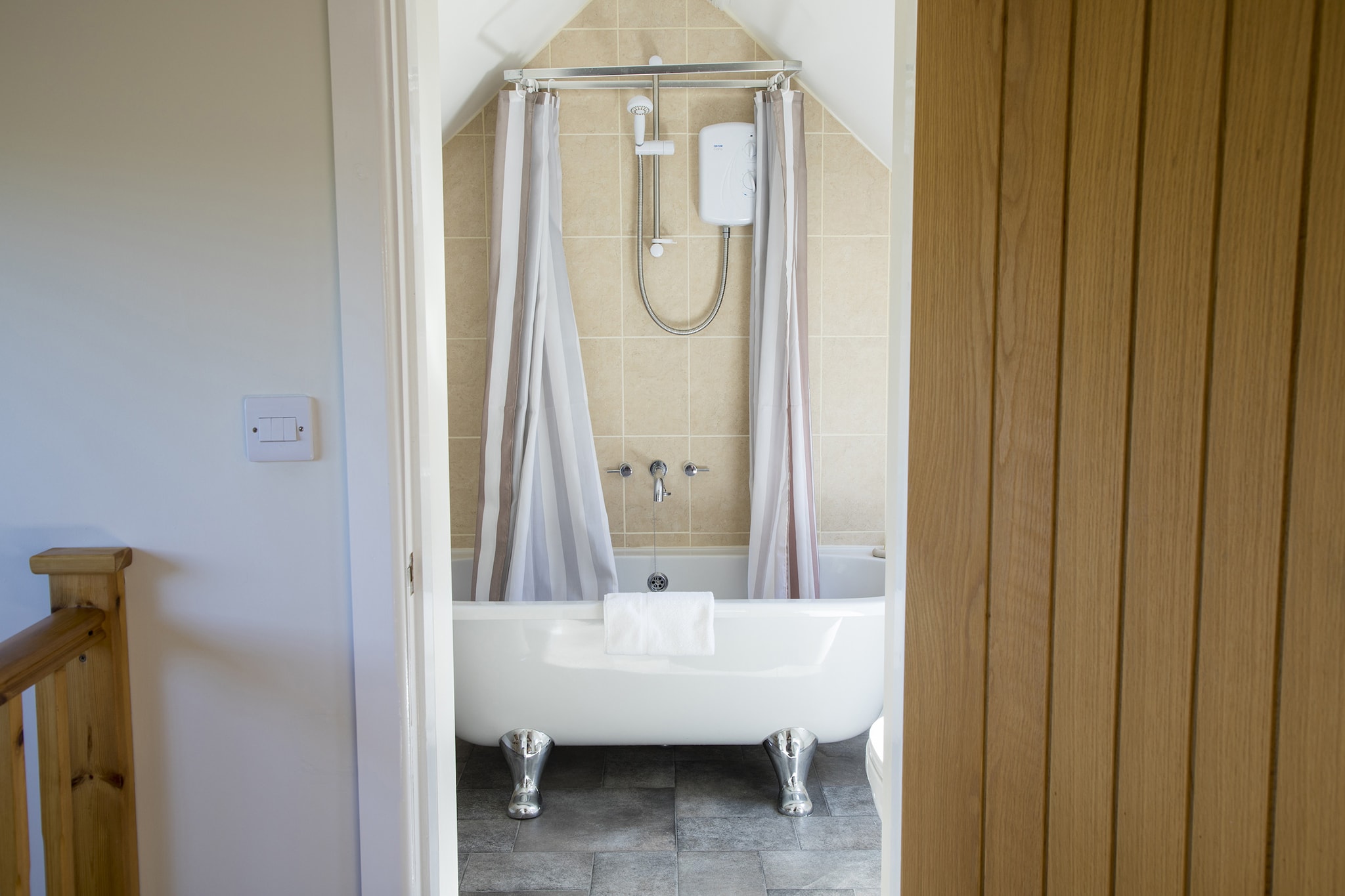 Woodpecker Cottage-Badkamer