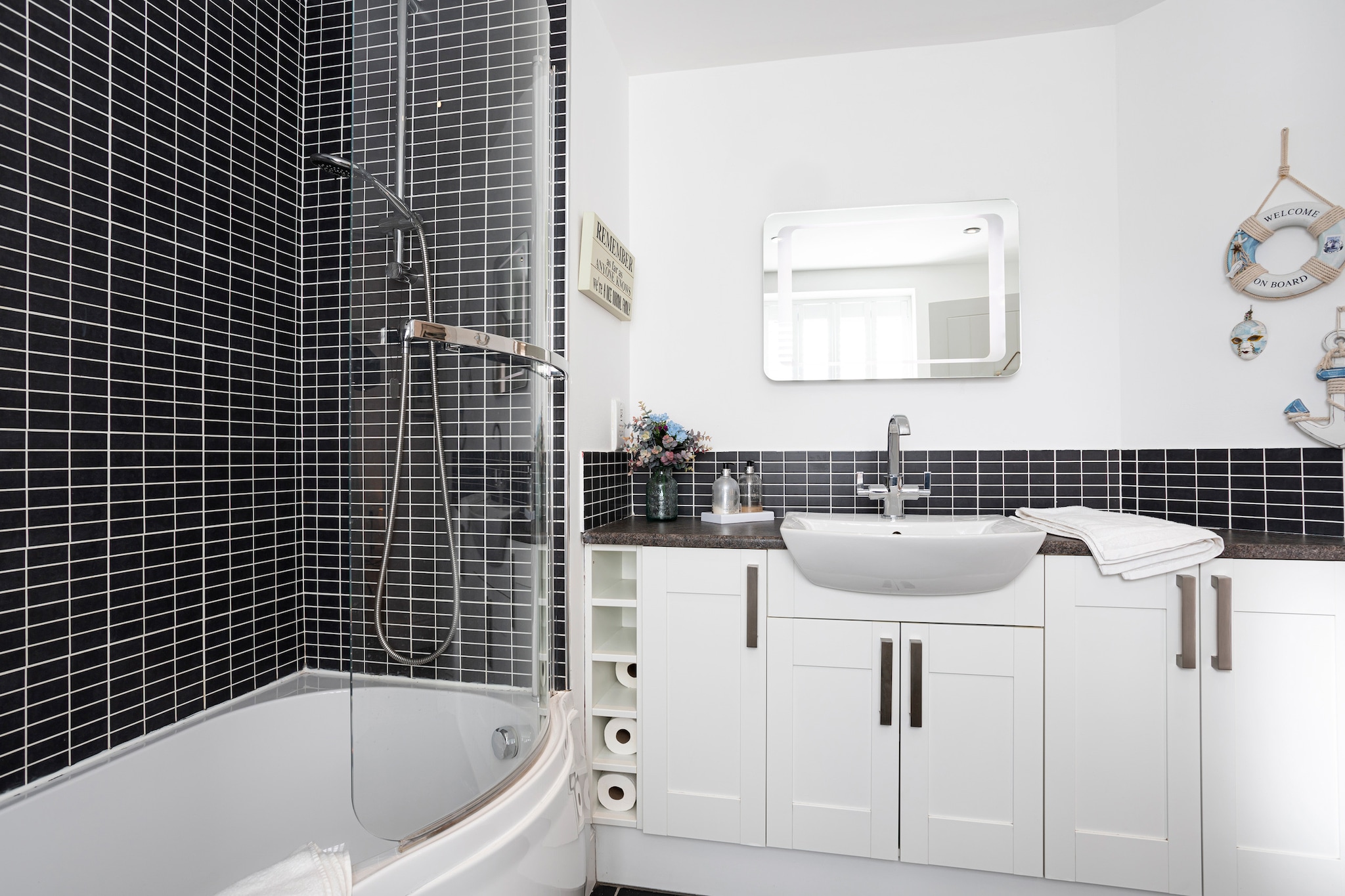 Lighthouse Cottage-Badkamer