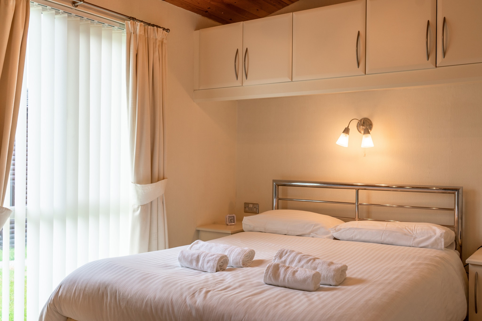 Whitsand Bay Lodge-Slaapkamer
