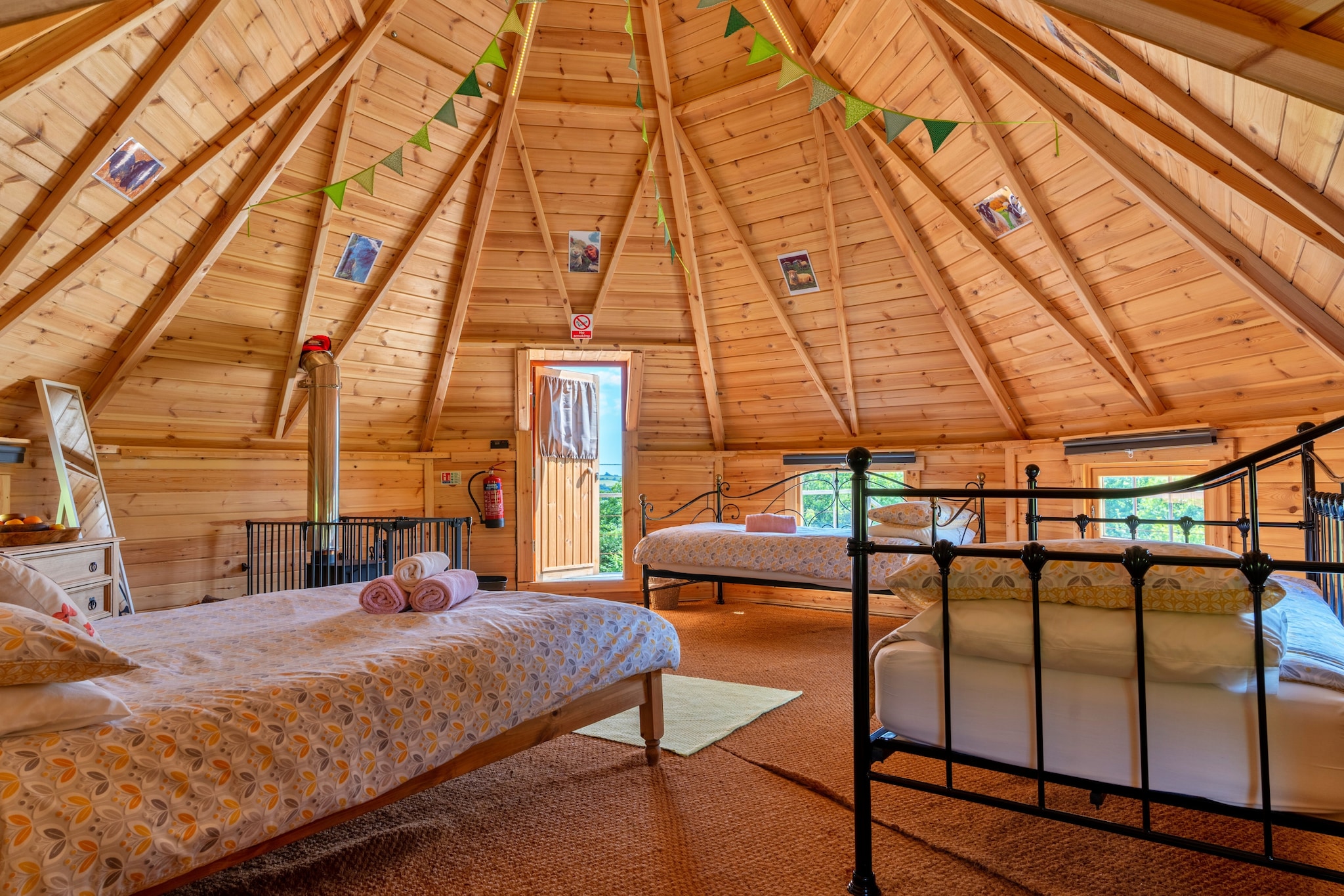 'Exmoor' Wooden Eco-Lodge-Slaapkamer