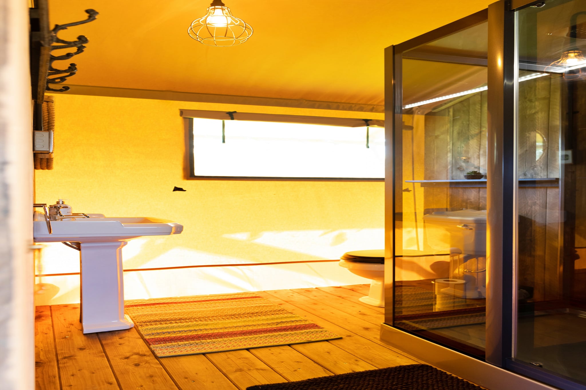 Rusty Lane, Safari Lodge-Badkamer