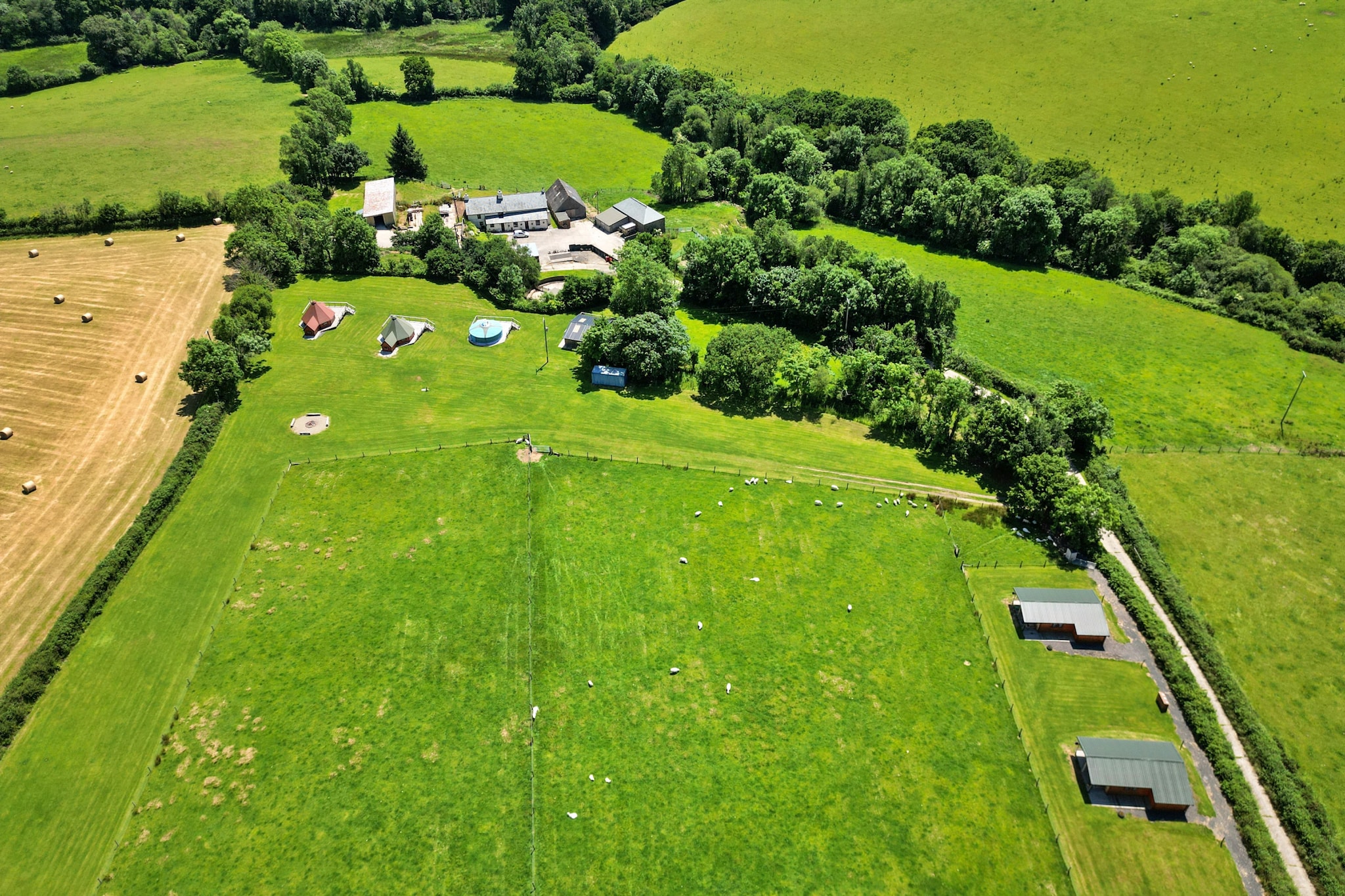 Pastures Green Cabin-Buitenlucht