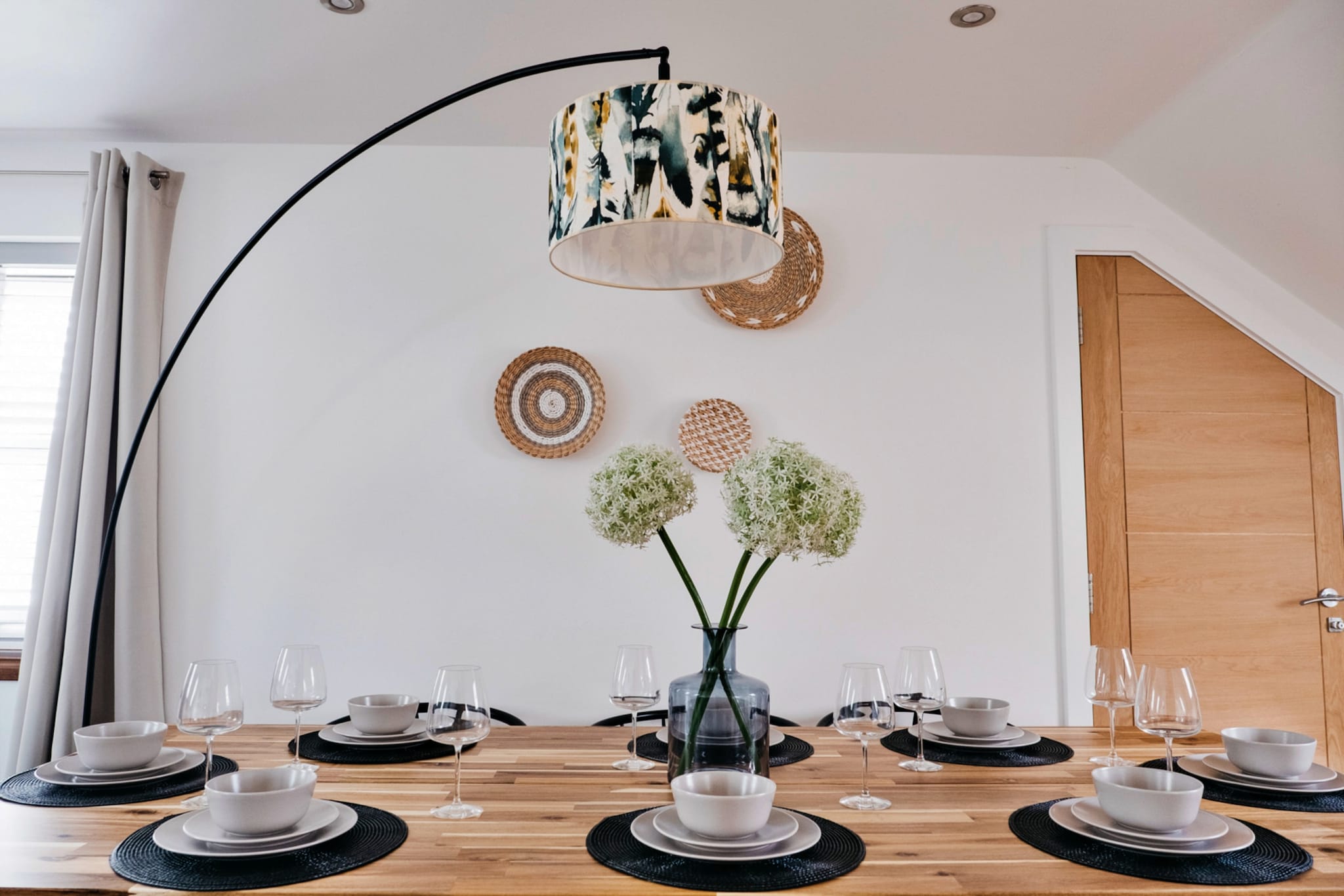 Tolcarne Stay - Luxury Newquay Apartment-Eetkamer