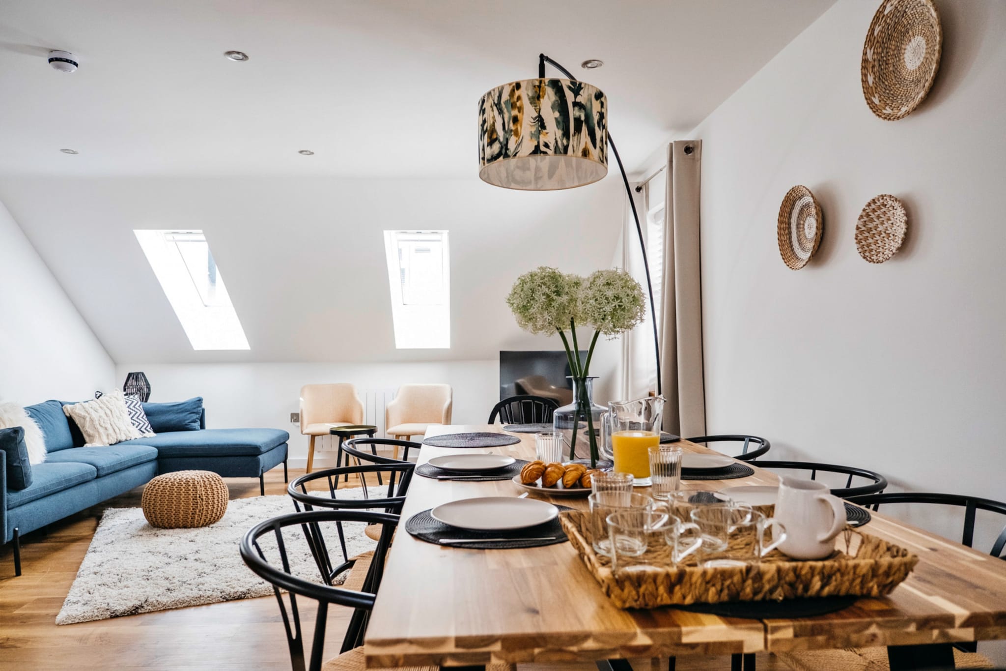 Tolcarne Stay - Luxury Newquay Apartment-Eetkamer