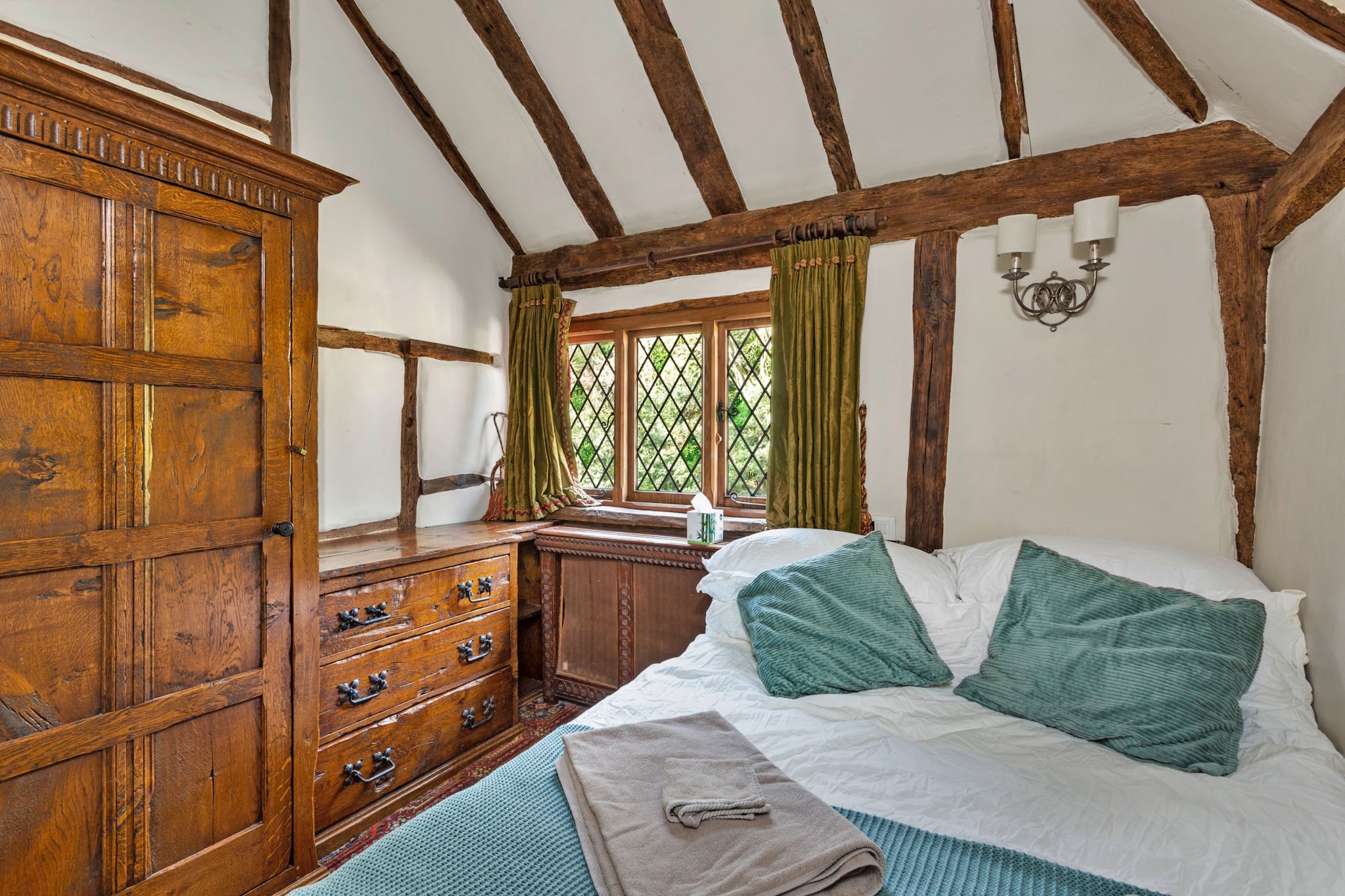 Sandhill Cottage with Hot Tub-Slaapkamer