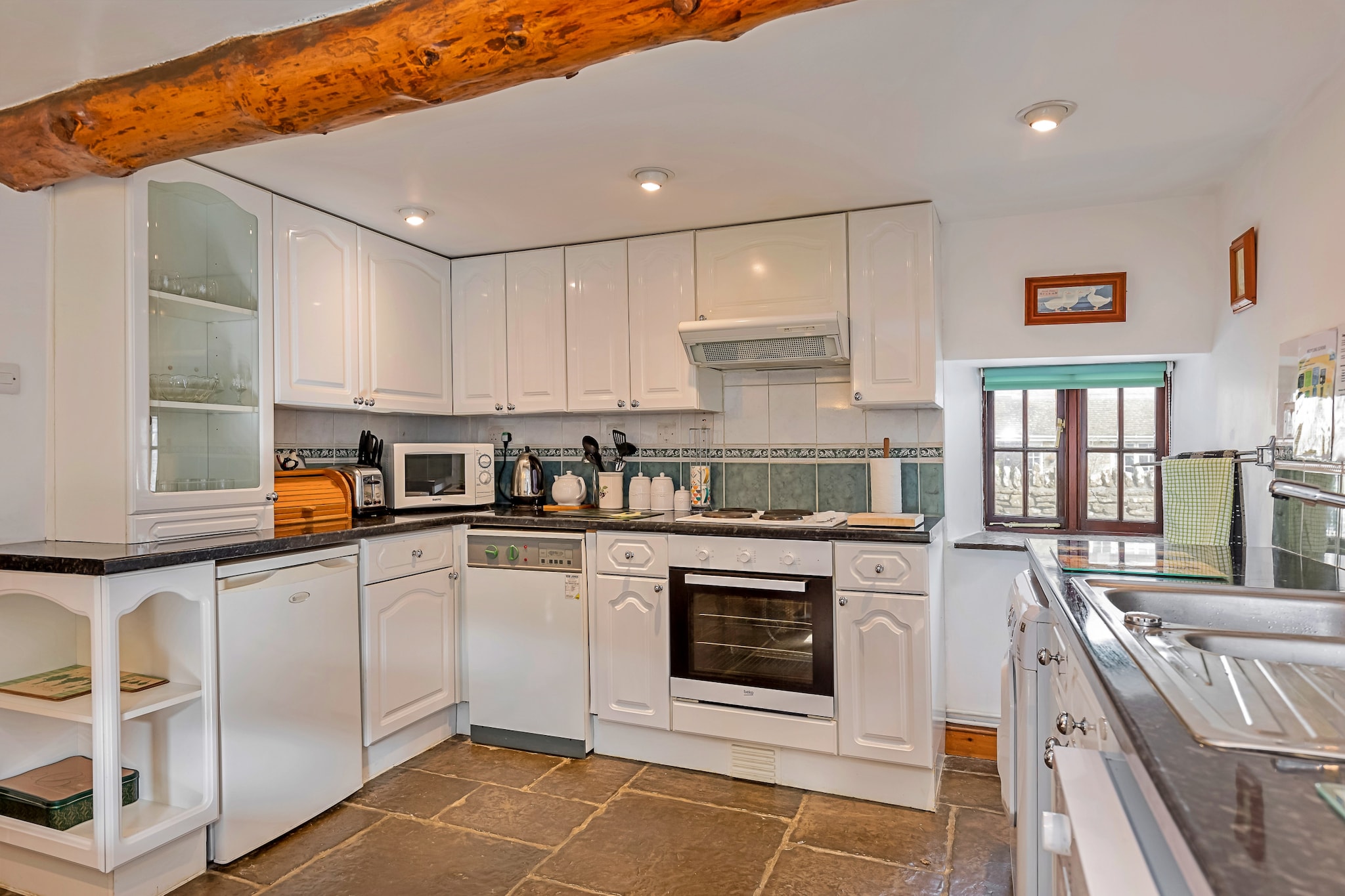 Fives Court Cottage-Keuken