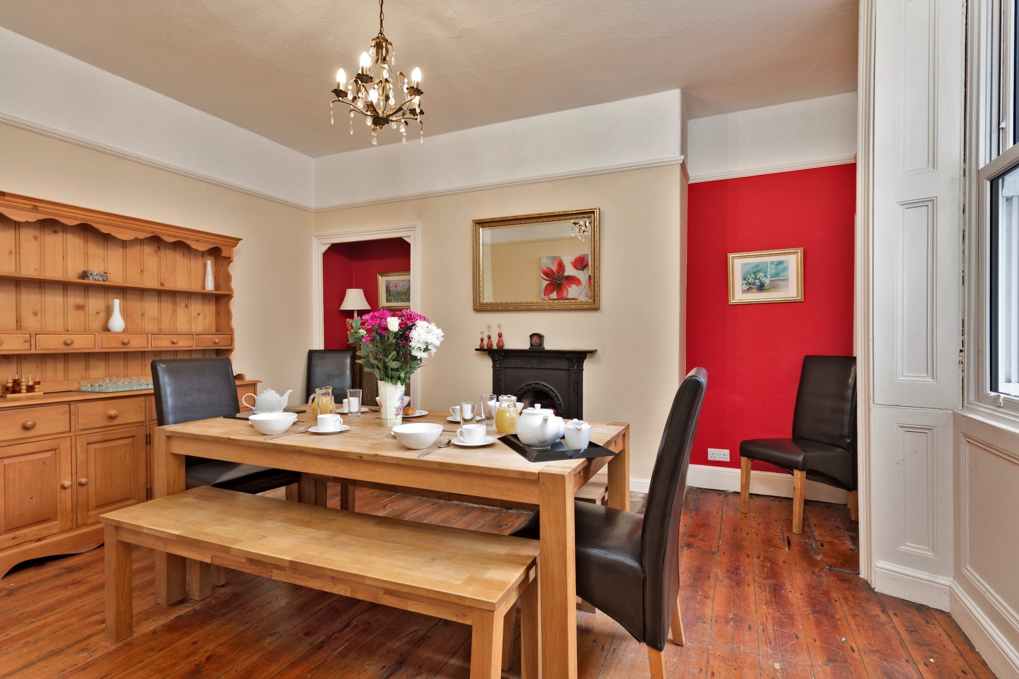 Adventure House-Eetkamer