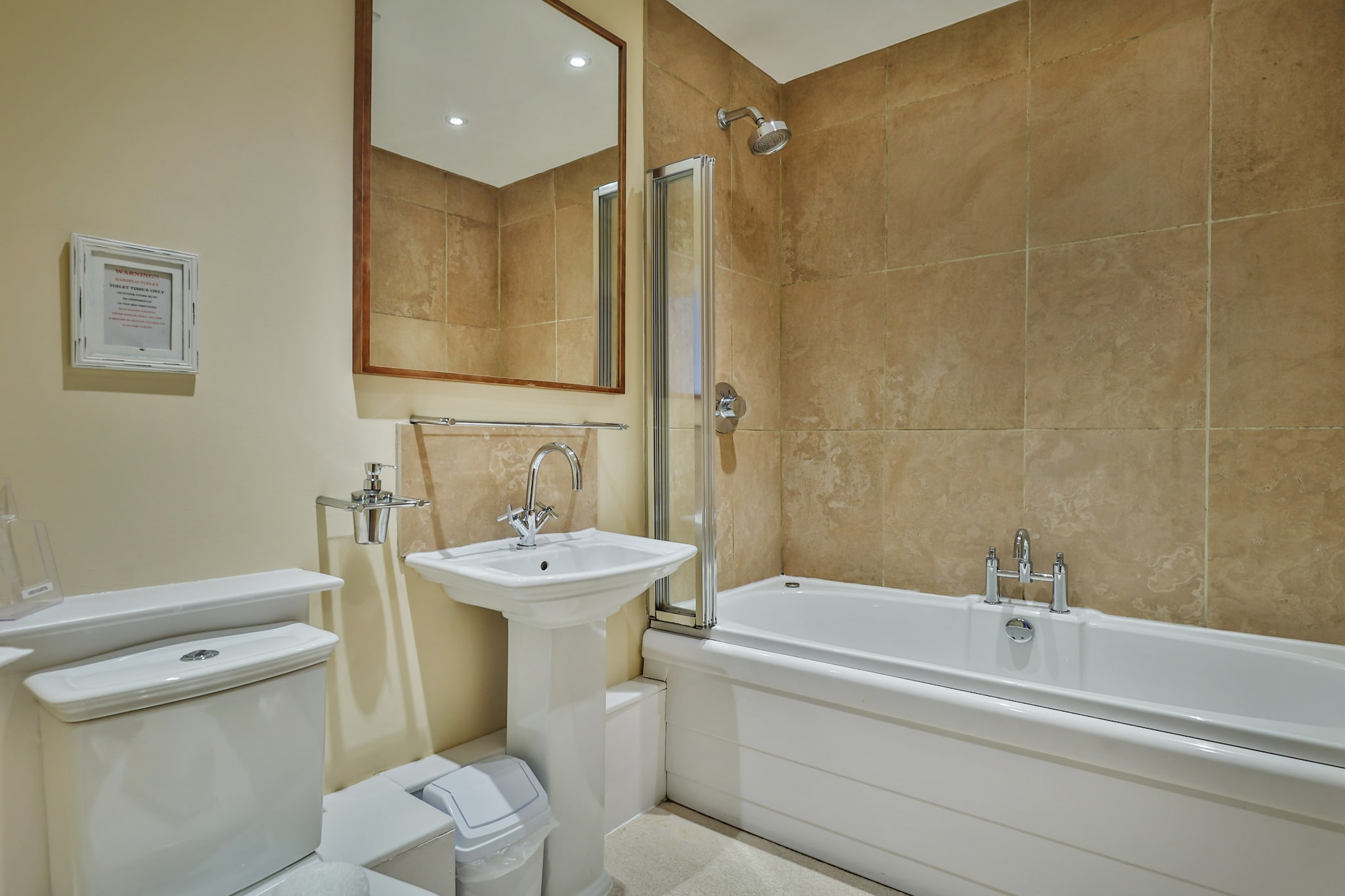 Adventure House-Badkamer