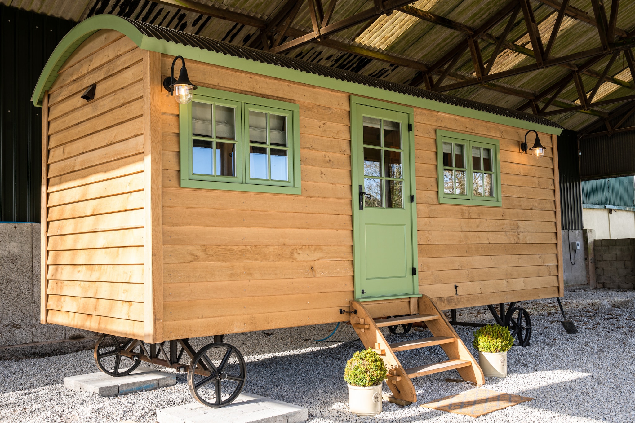 The Shepherd's Hut at Northcombe Farm-Buitenlucht