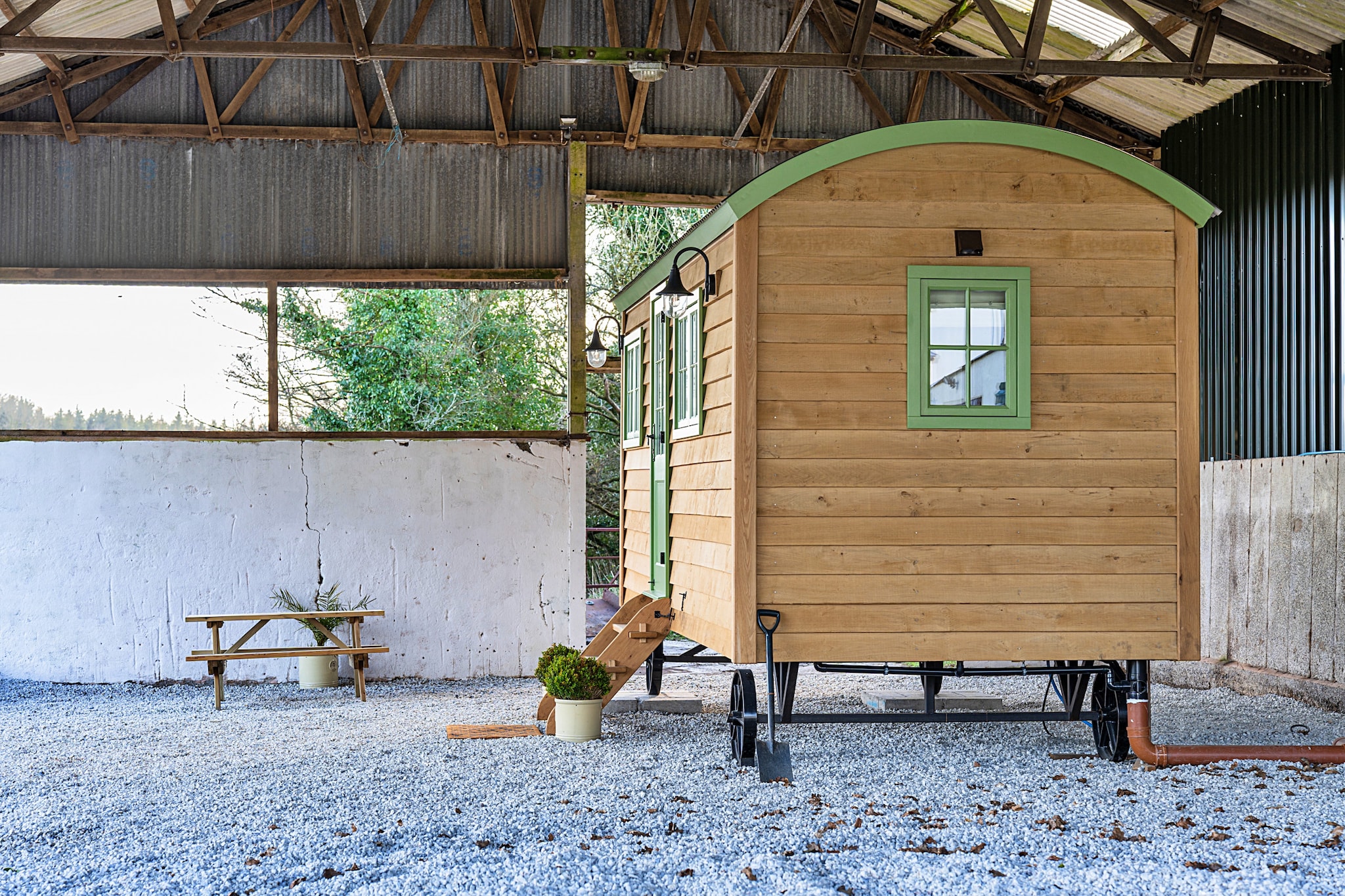The Shepherd's Hut at Northcombe Farm-Terras
