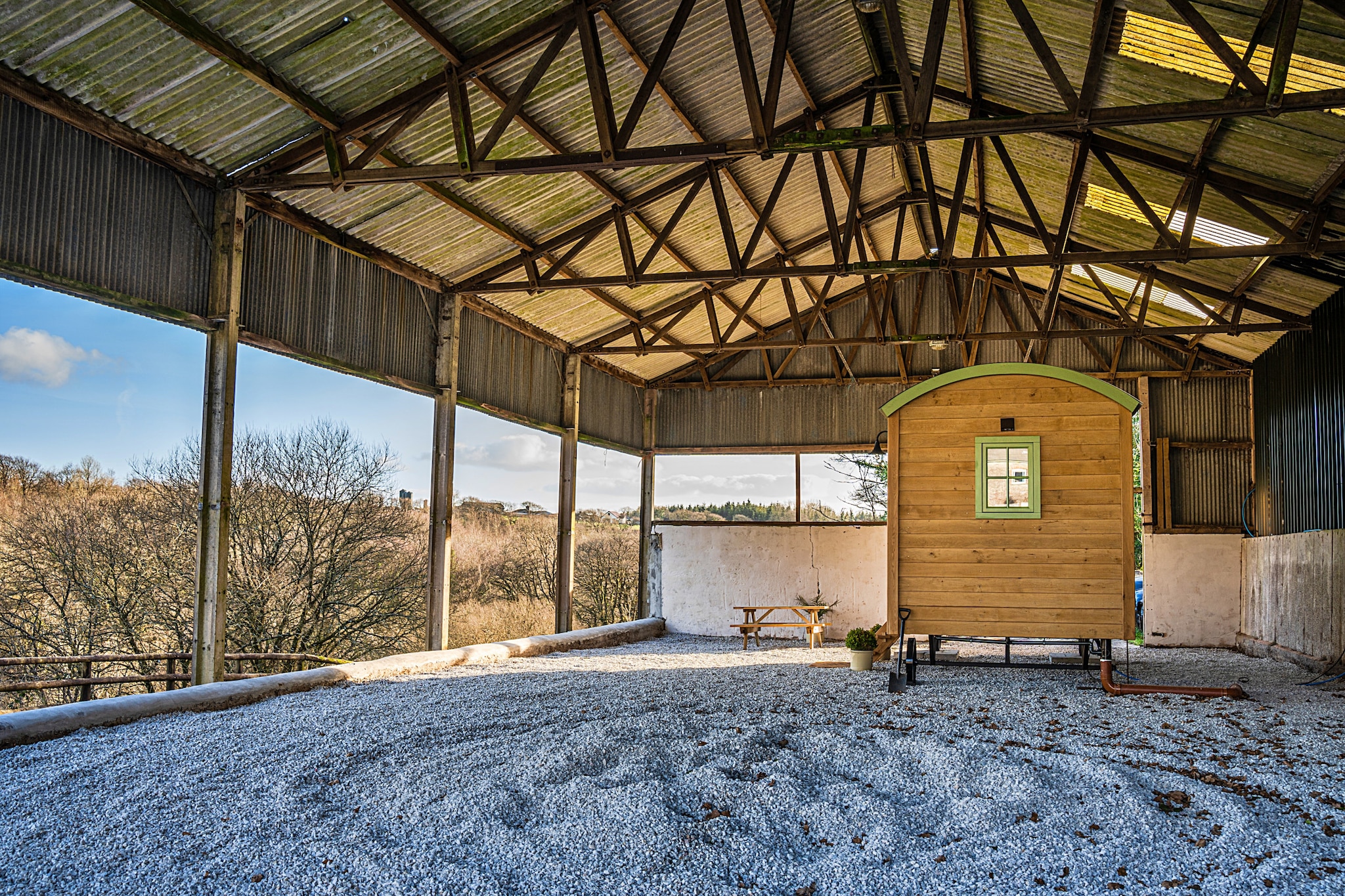 The Shepherd's Hut at Northcombe Farm-Terras