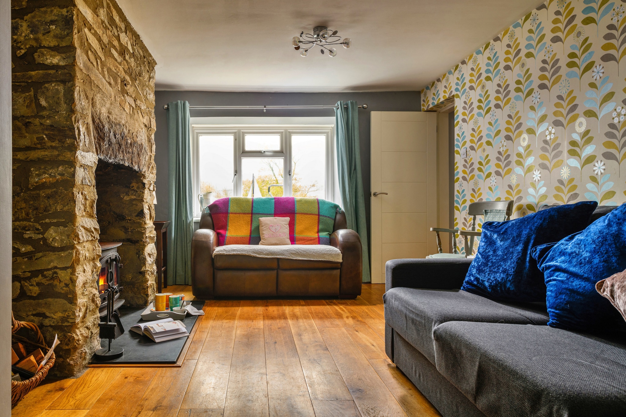 Bodlawen Holiday House - Edge of Snowdonia-Woonkamer