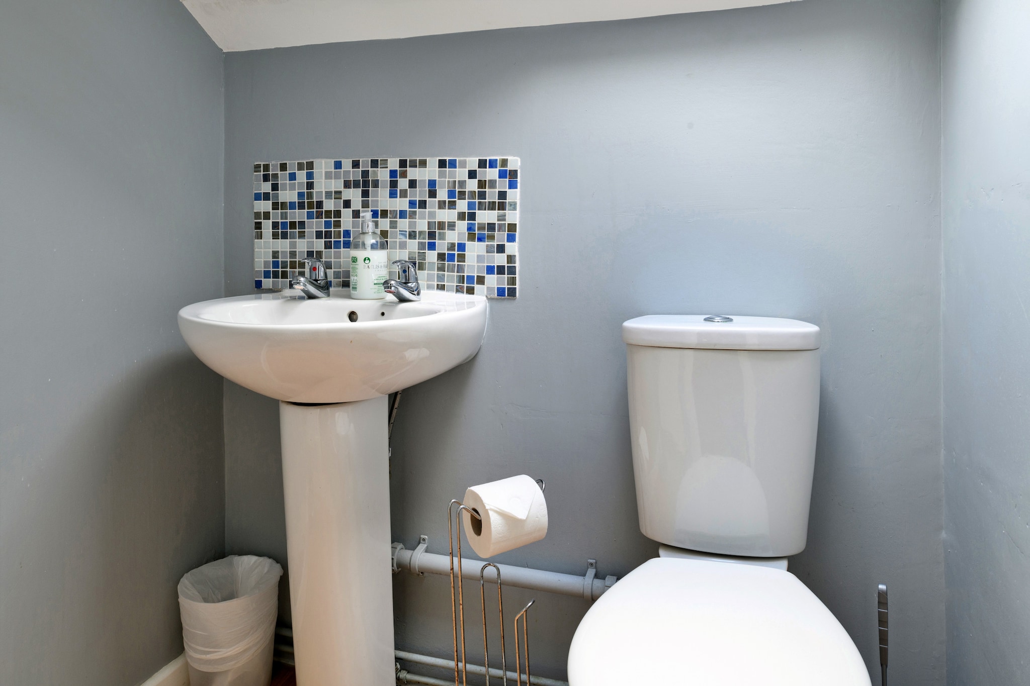 Bodlawen Holiday House - Edge of Snowdonia-Badkamer