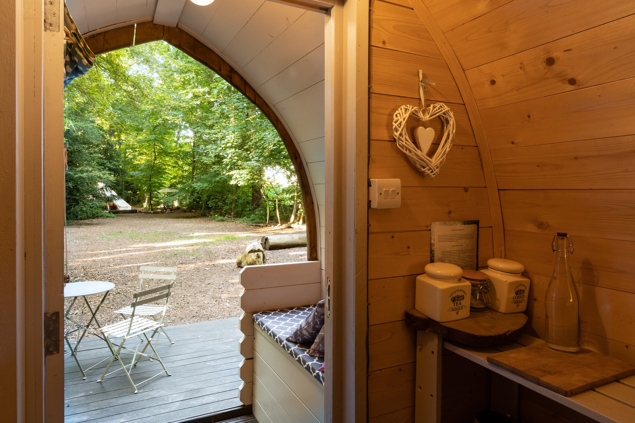 Daisy Glamping Pod-Terrasbalkon