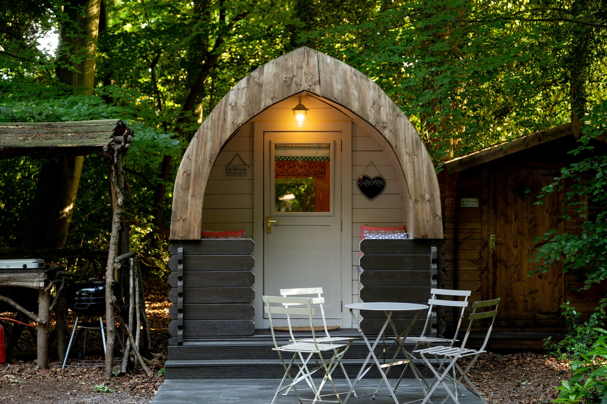 Daisy Glamping Pod-Buitenlucht