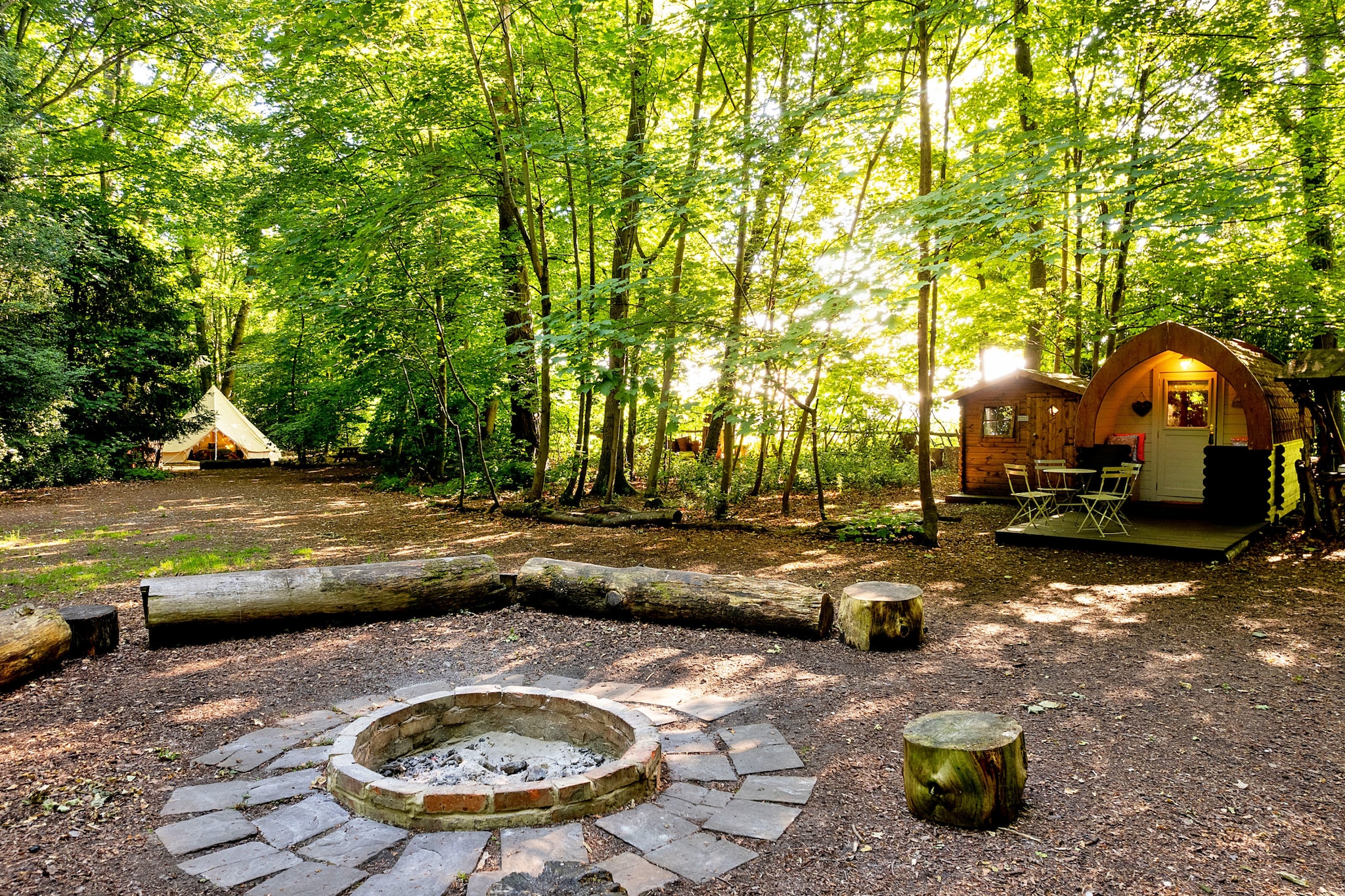 Bluebelle Glamping Pod-Buitenkant zomer