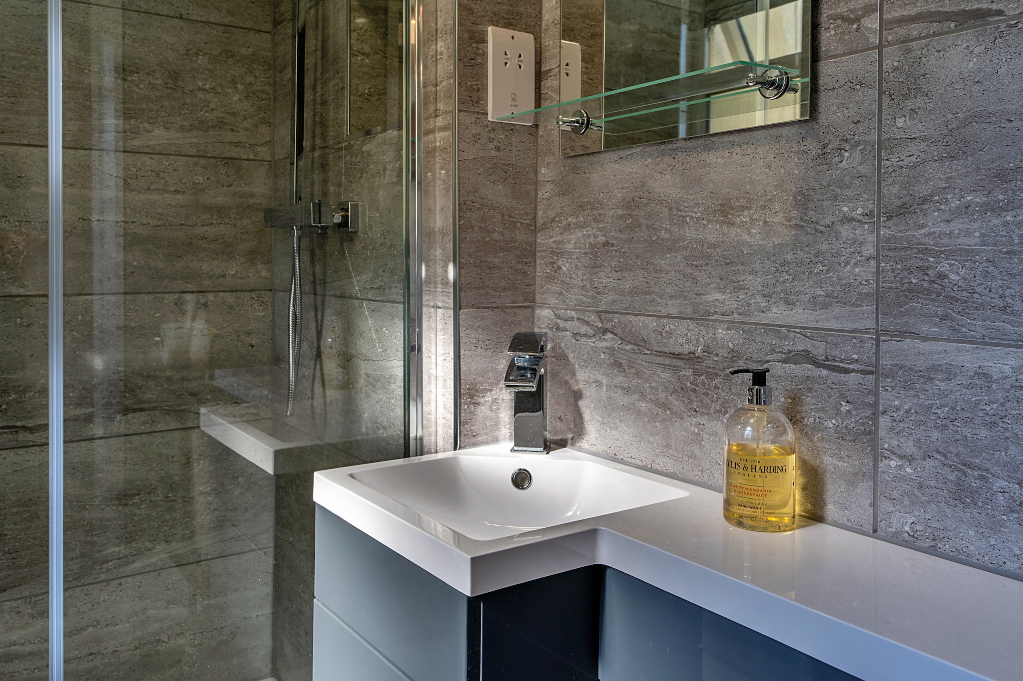 The Annexe at Rosebud Cottage-Badkamer