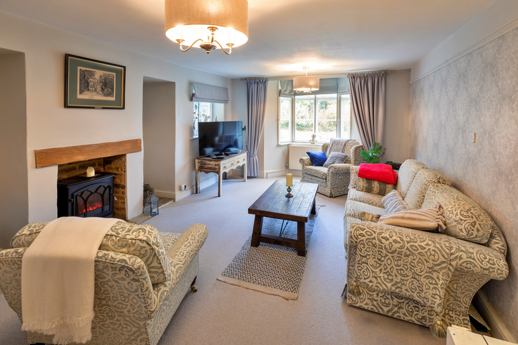 Islip Mill House - Beautiful Riverside Home-Woonkamer