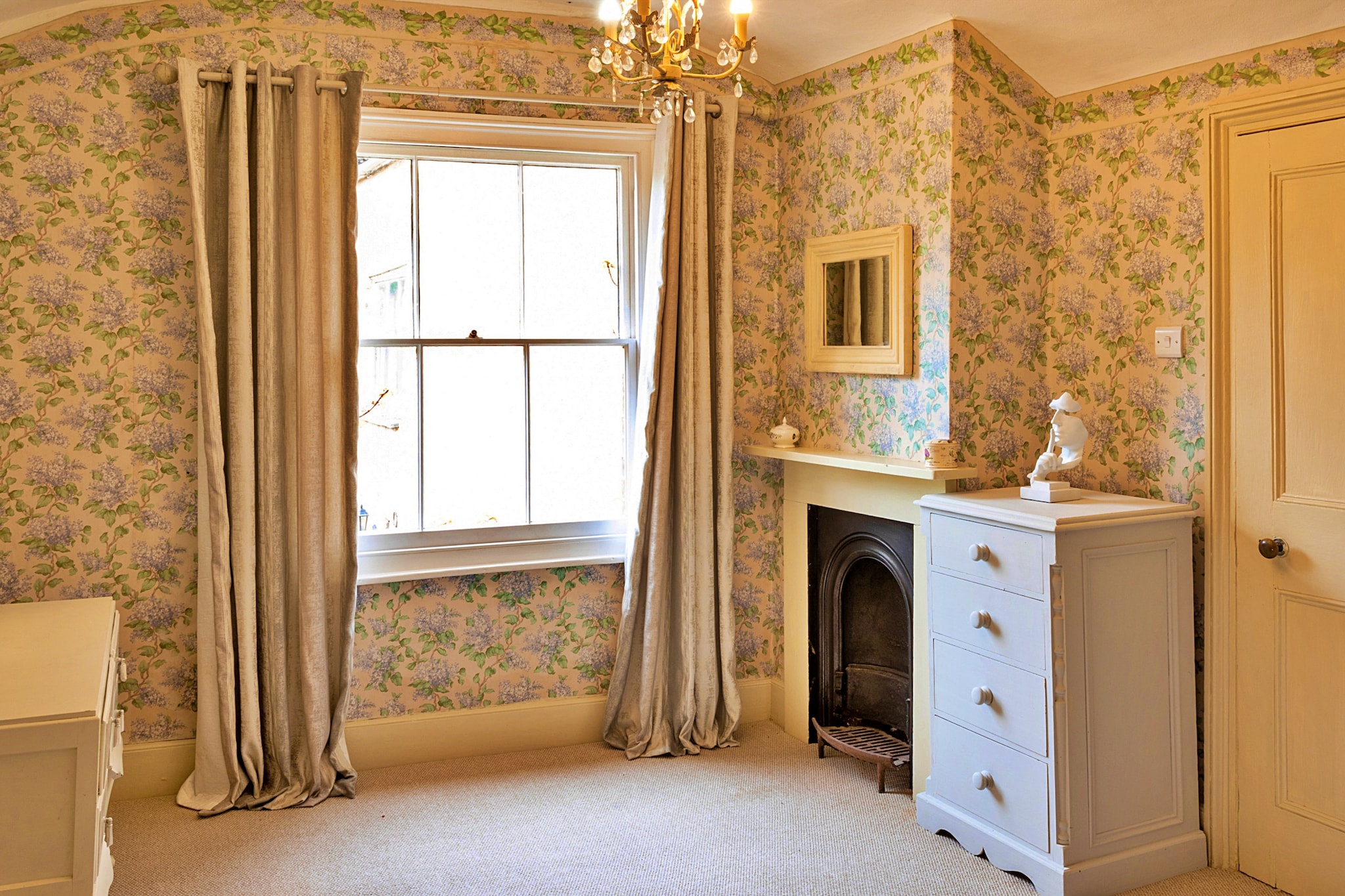 Islip Mill House - Beautiful Riverside Home-Slaapkamer
