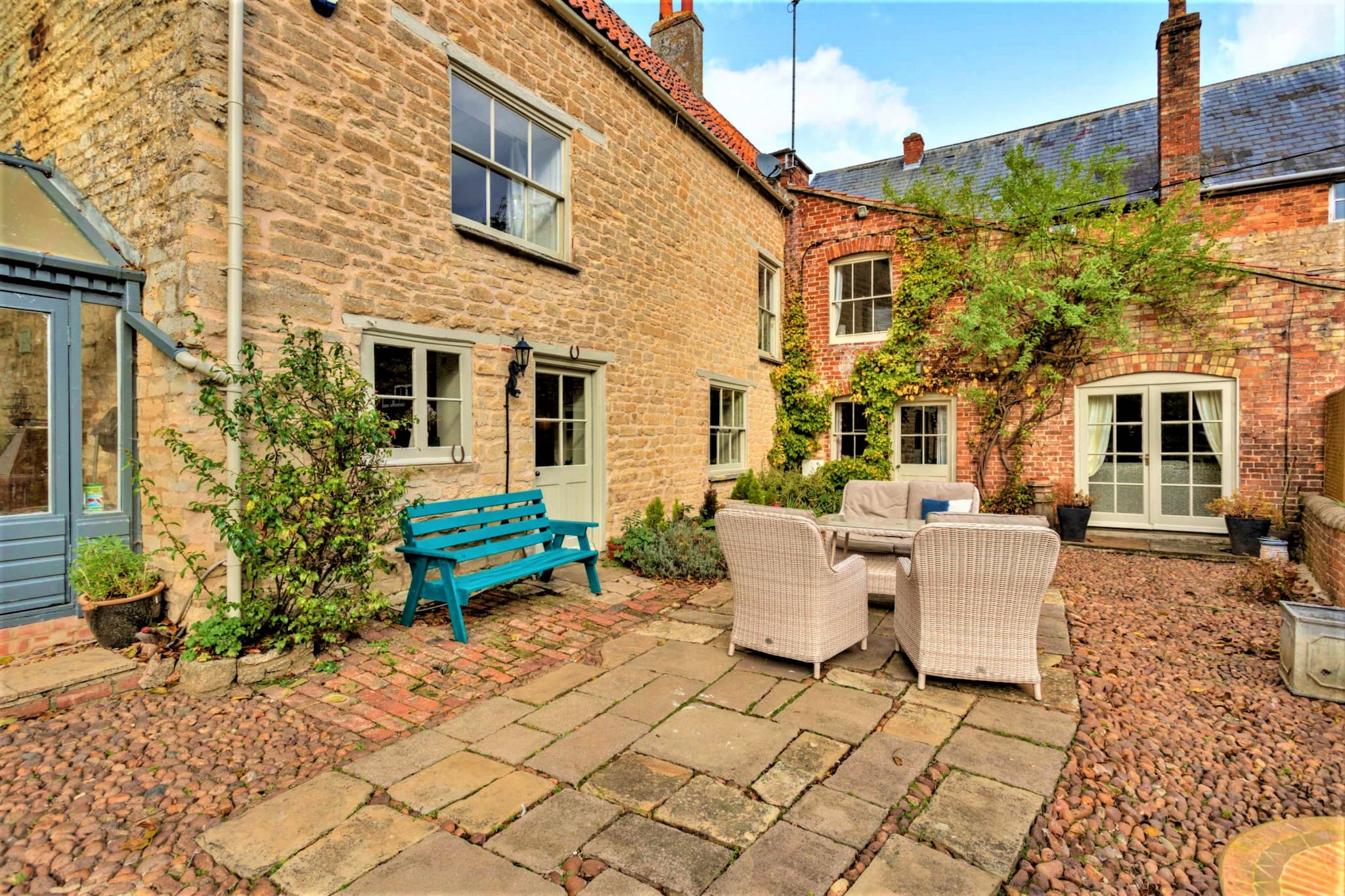 Islip Mill House - Beautiful Riverside Home-Buitenlucht